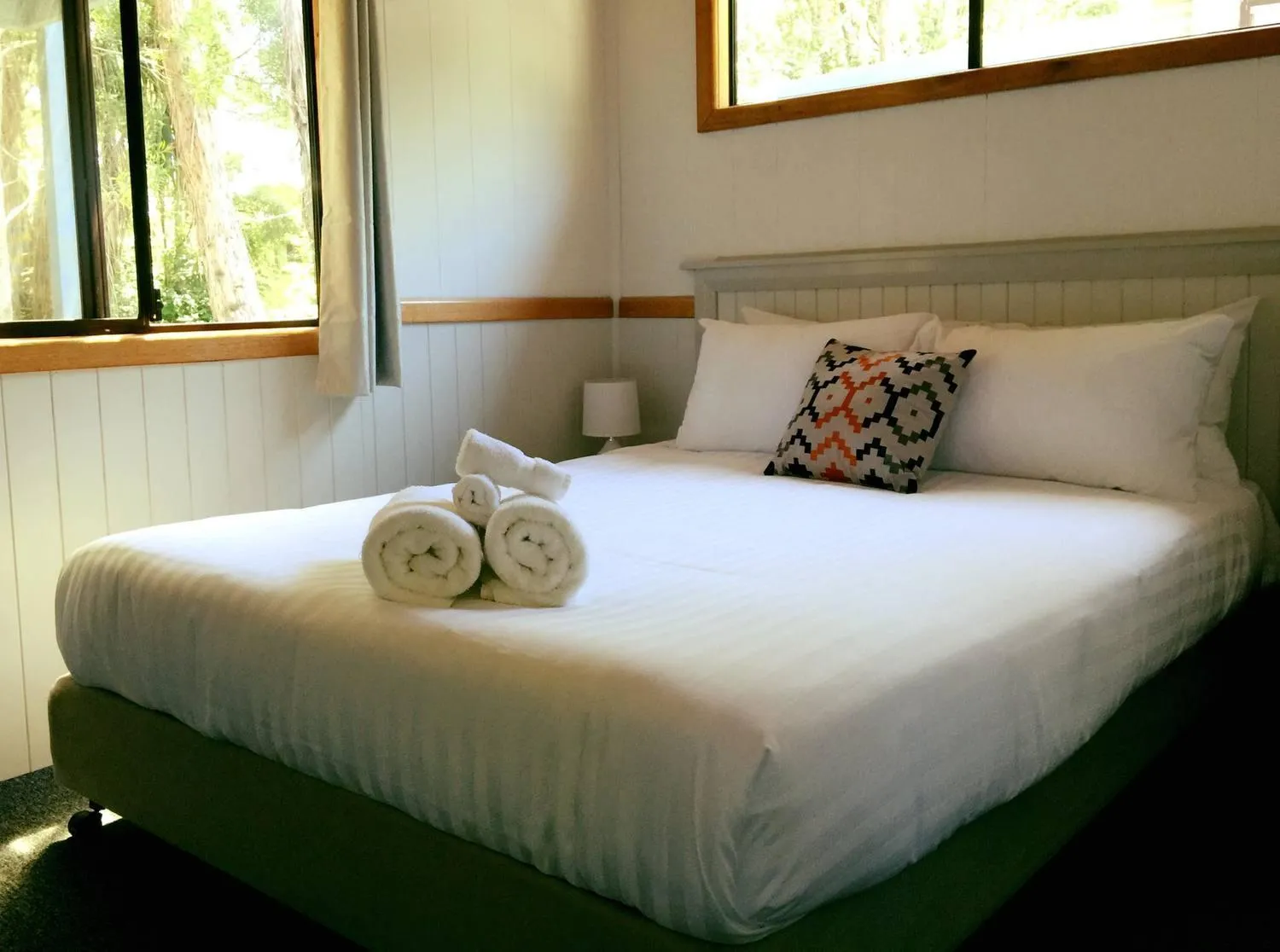 Bedroom, Bed in BIG4 Strahan Holiday Retreat