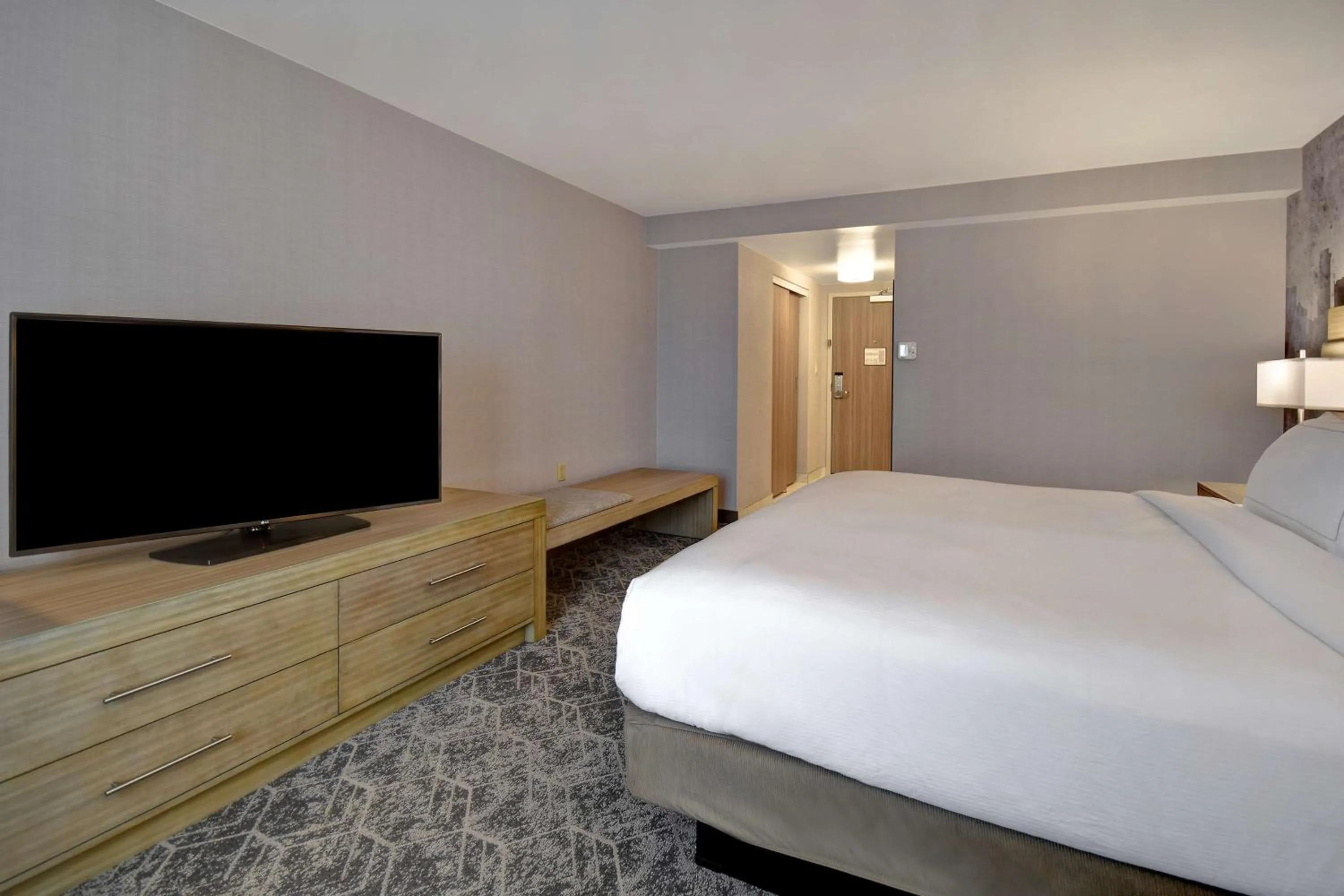 Bed in DoubleTree by Hilton St. Louis Airport, MO