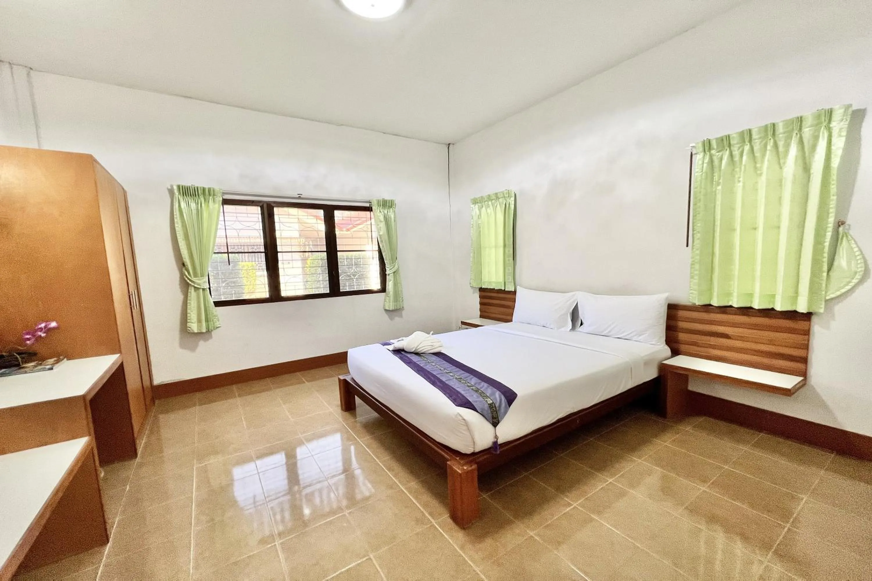 Photo of the whole room, Bed in Ruentara Resort & Villa