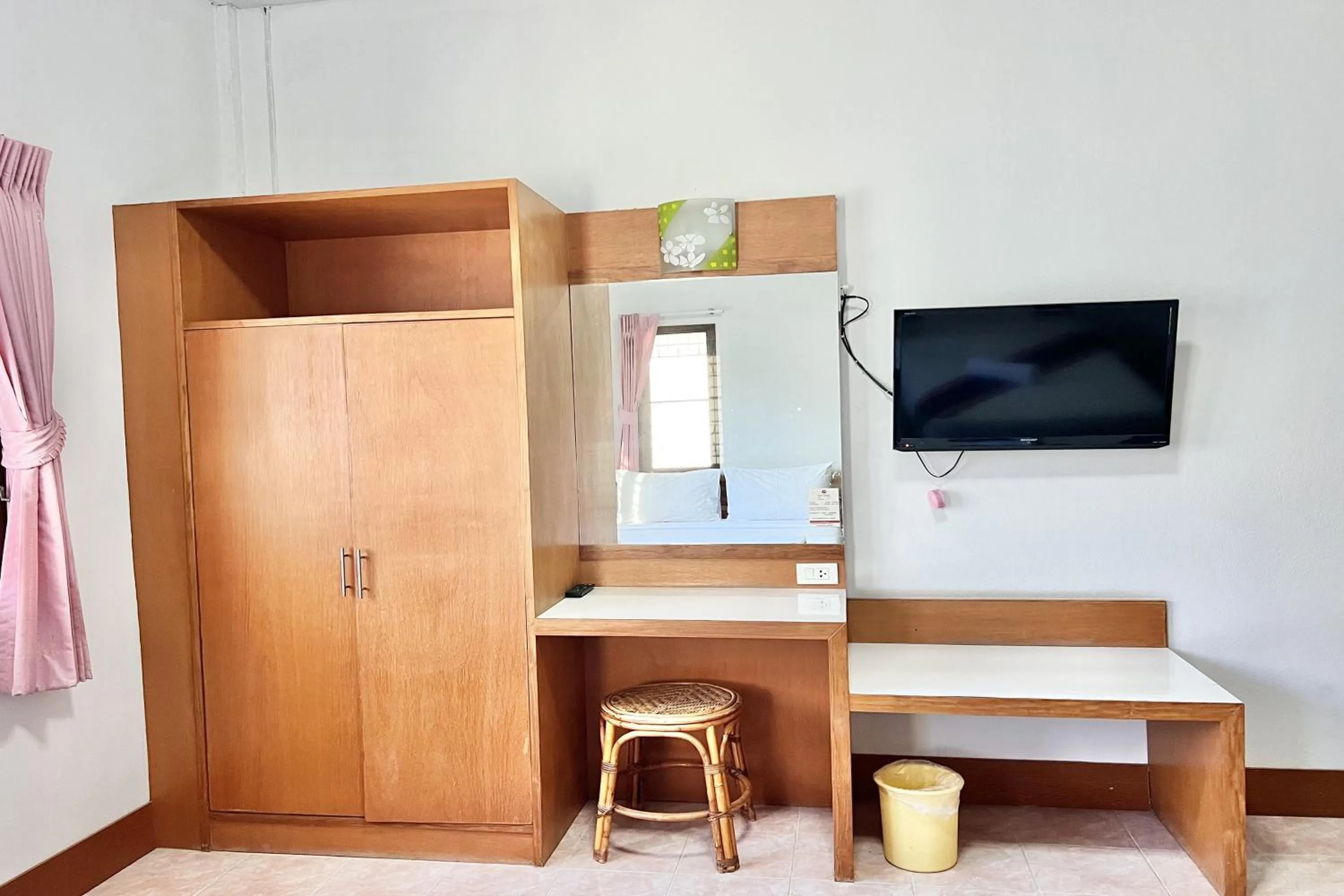 TV and multimedia in Ruentara Resort & Villa