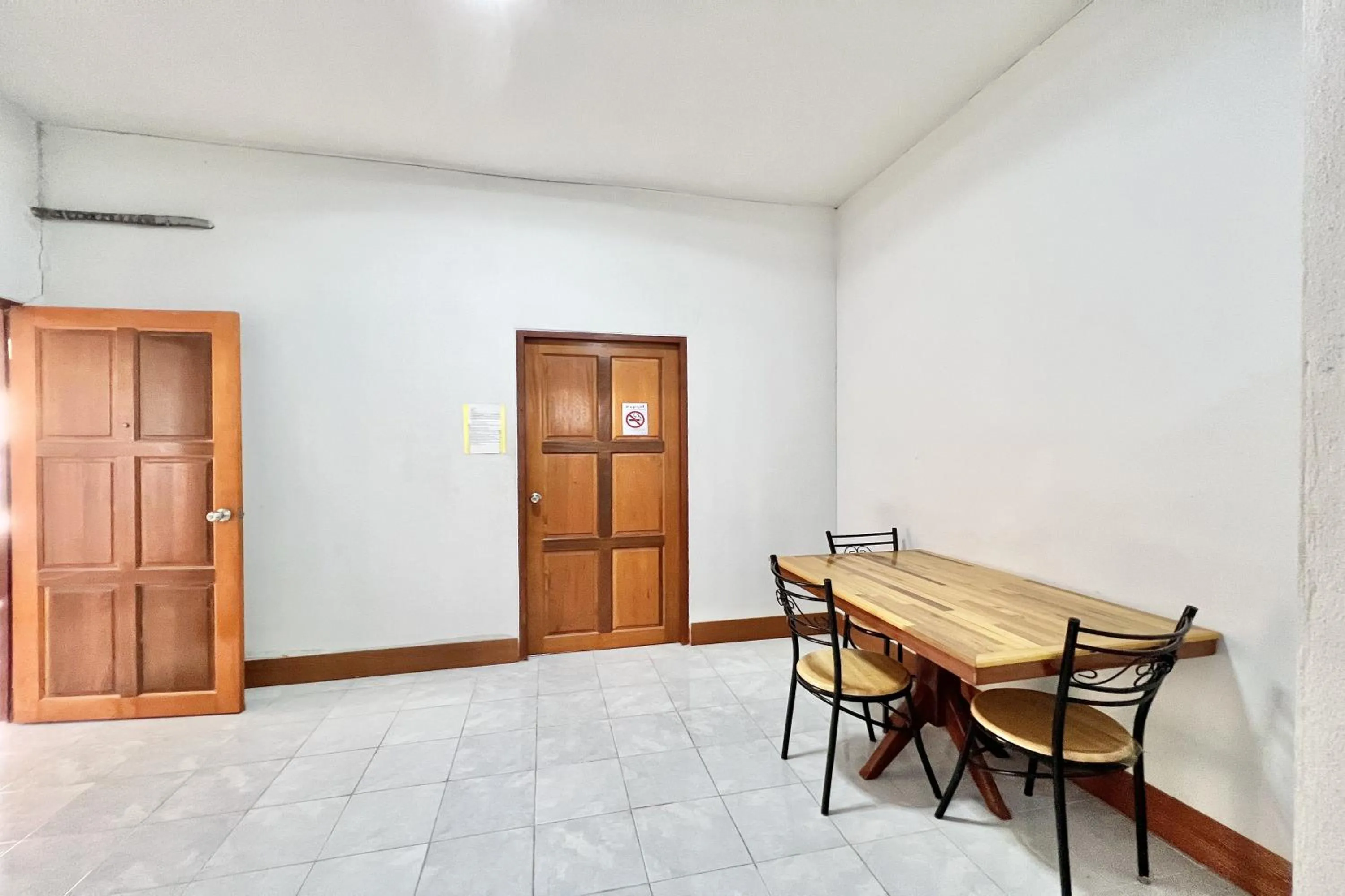 Dining area in Ruentara Resort & Villa