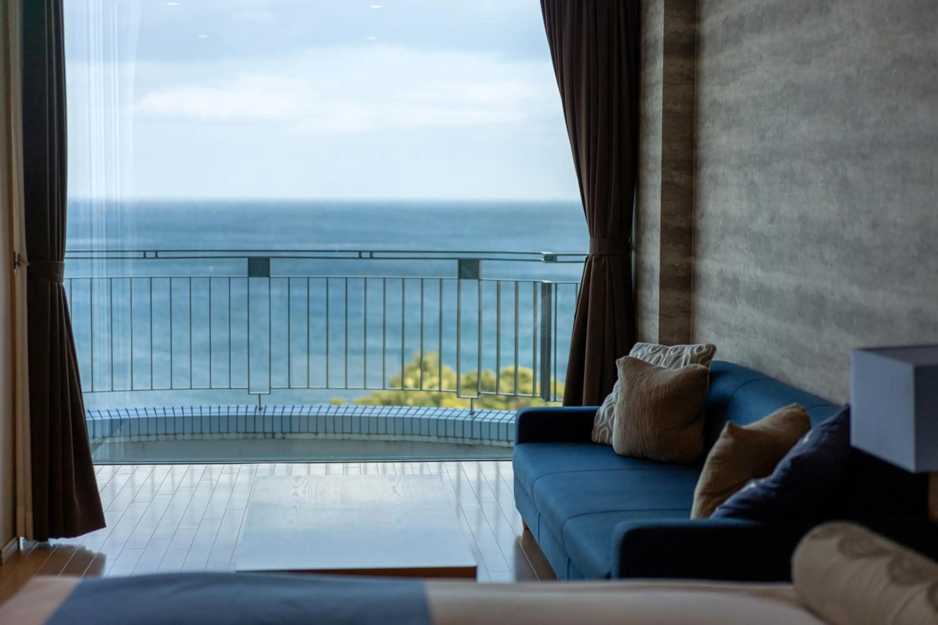 Sea view in Auberge Fontaine Bleau Atami