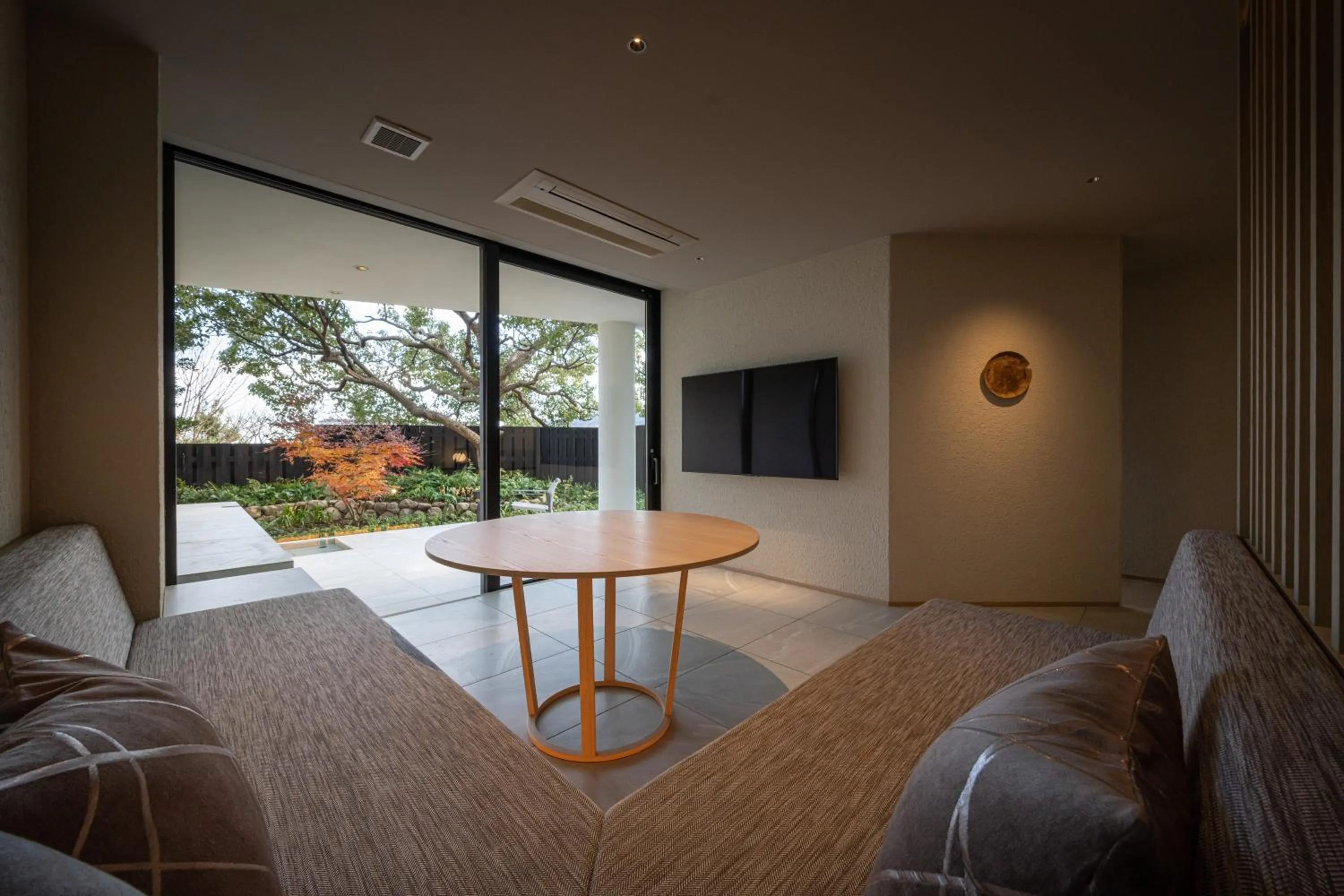 Photo of the whole room in Auberge Fontaine Bleau Atami