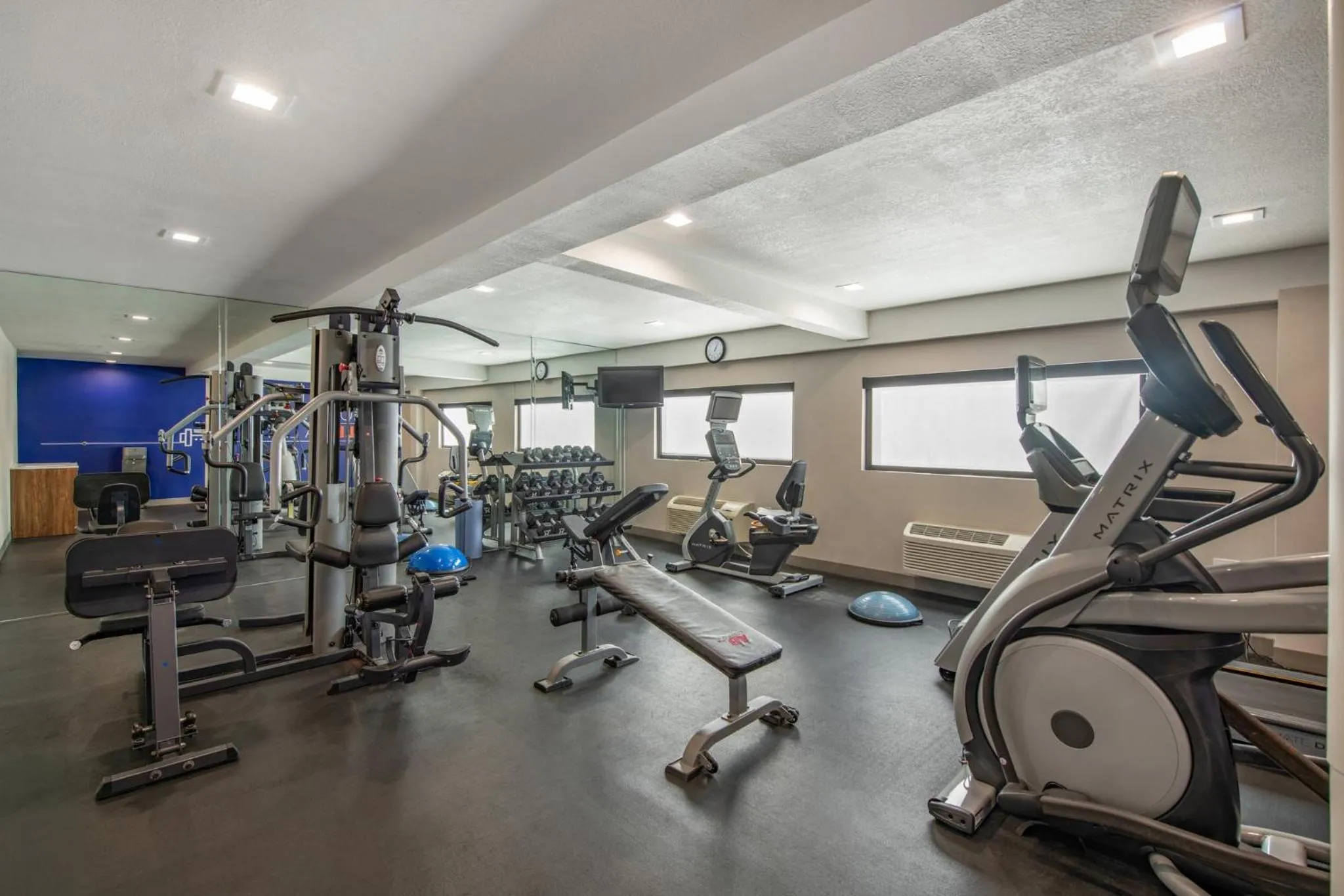 Fitness centre/facilities in Holiday Inn Express San Diego South - National City by IHG