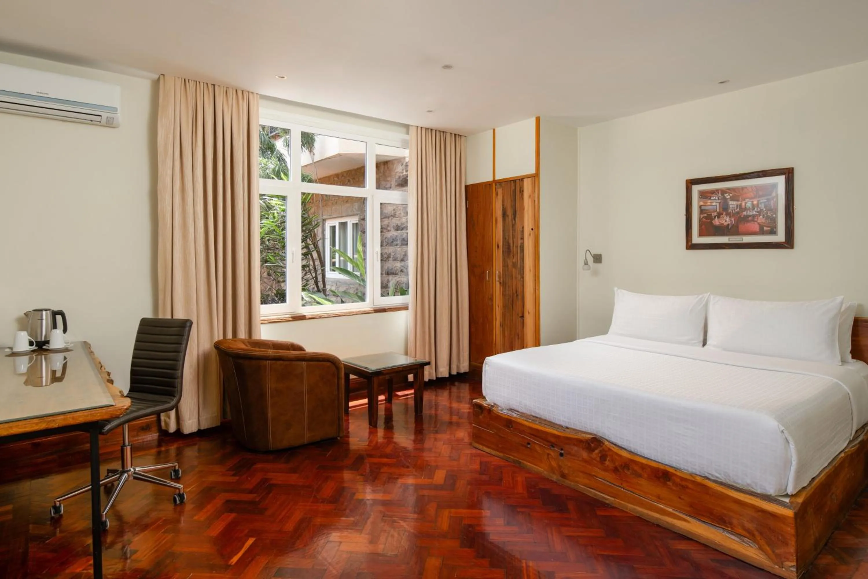 Photo of the whole room, Bed in Fairview Nairobi