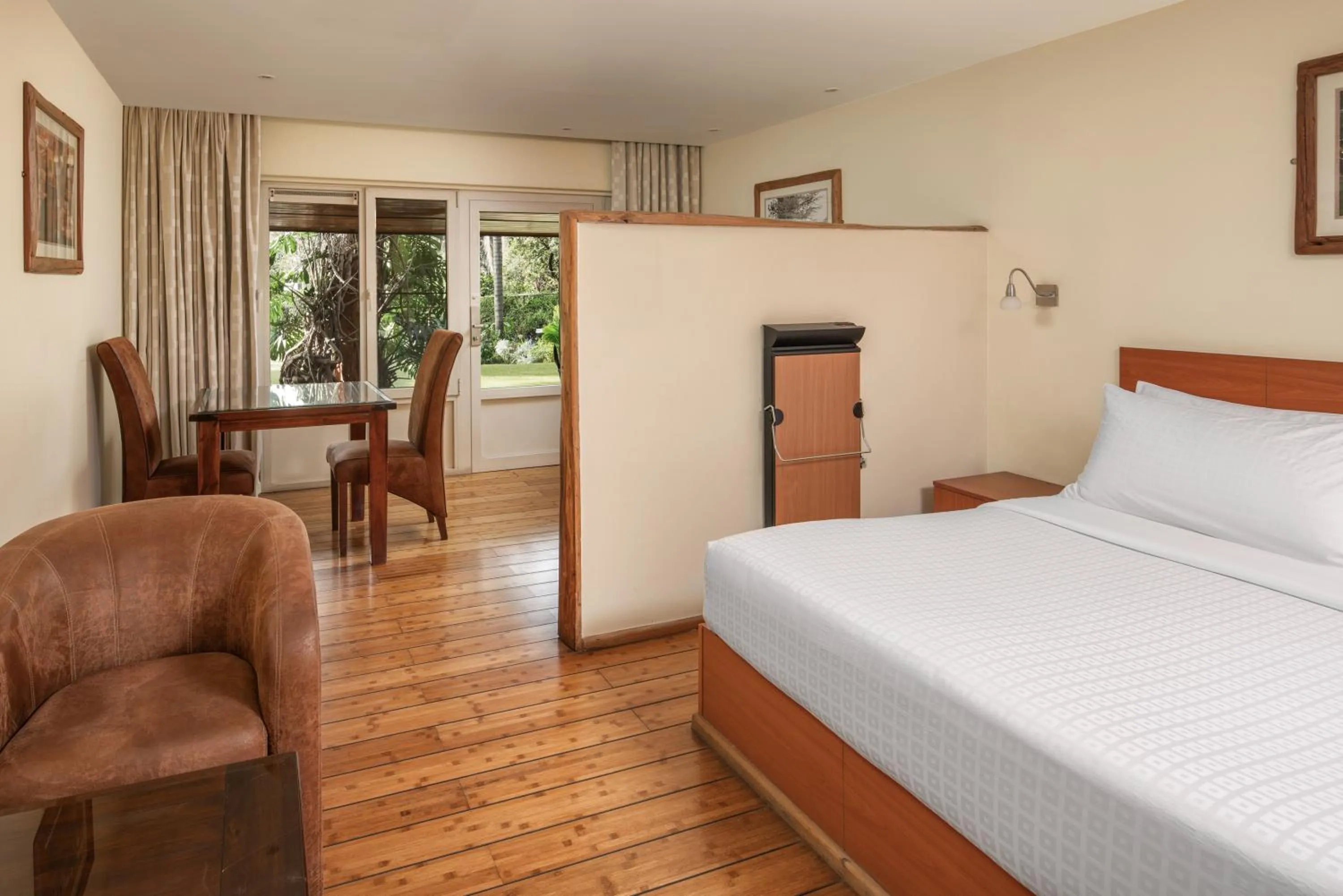 Photo of the whole room, Bed in Fairview Nairobi