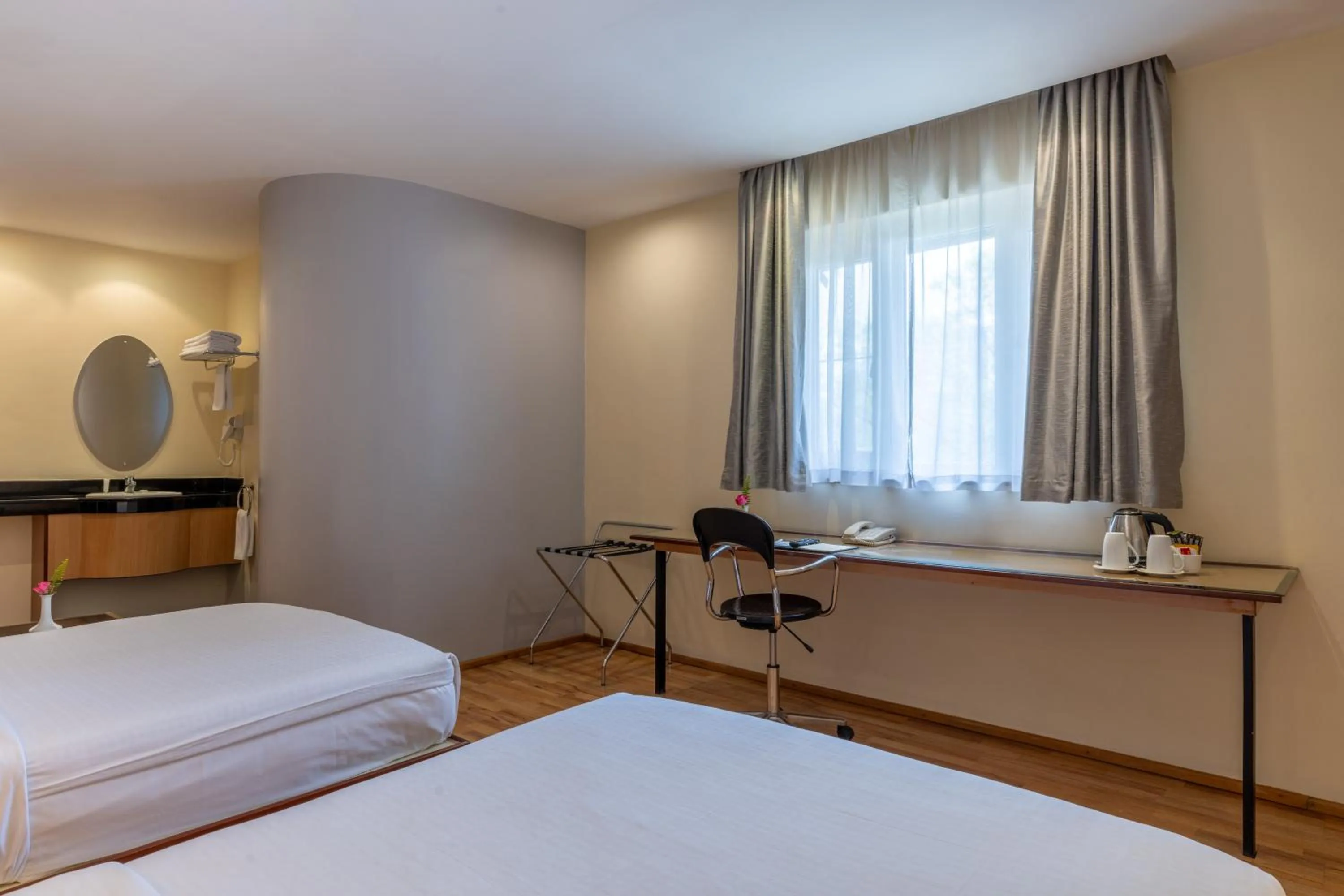 Bed in Best Western Nairobi Upper Hill