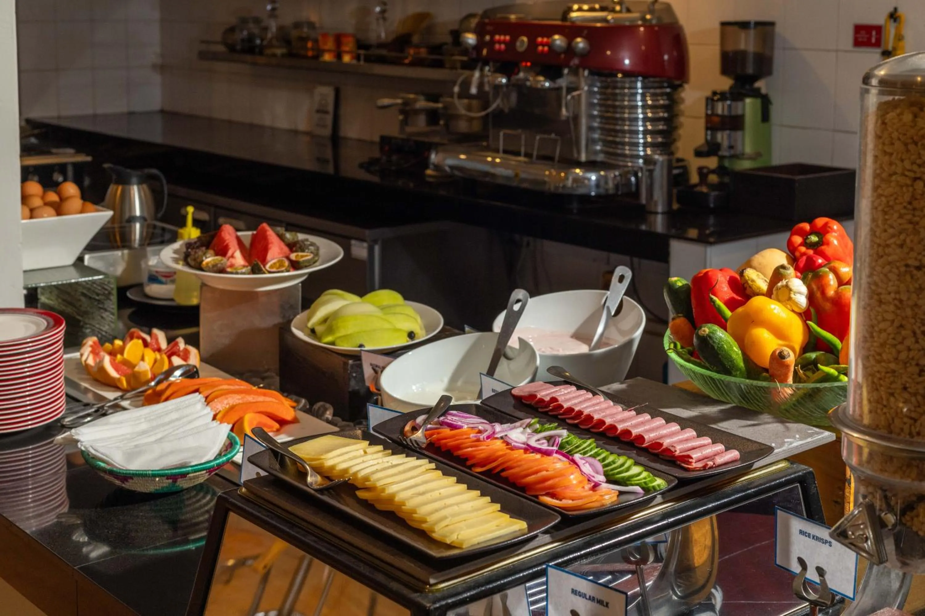 Buffet breakfast in Best Western Nairobi Upper Hill