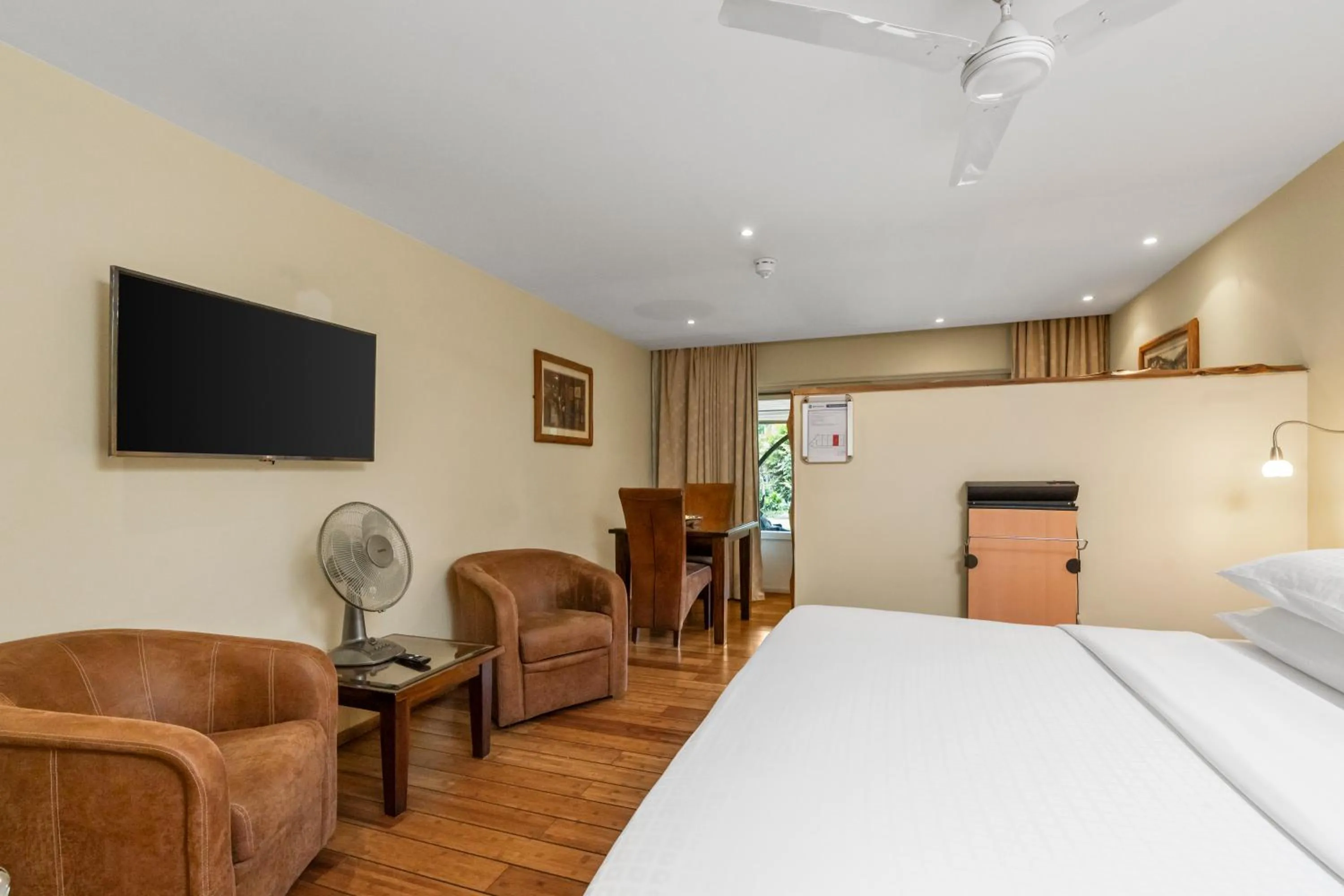 Bed in Best Western Nairobi Upper Hill