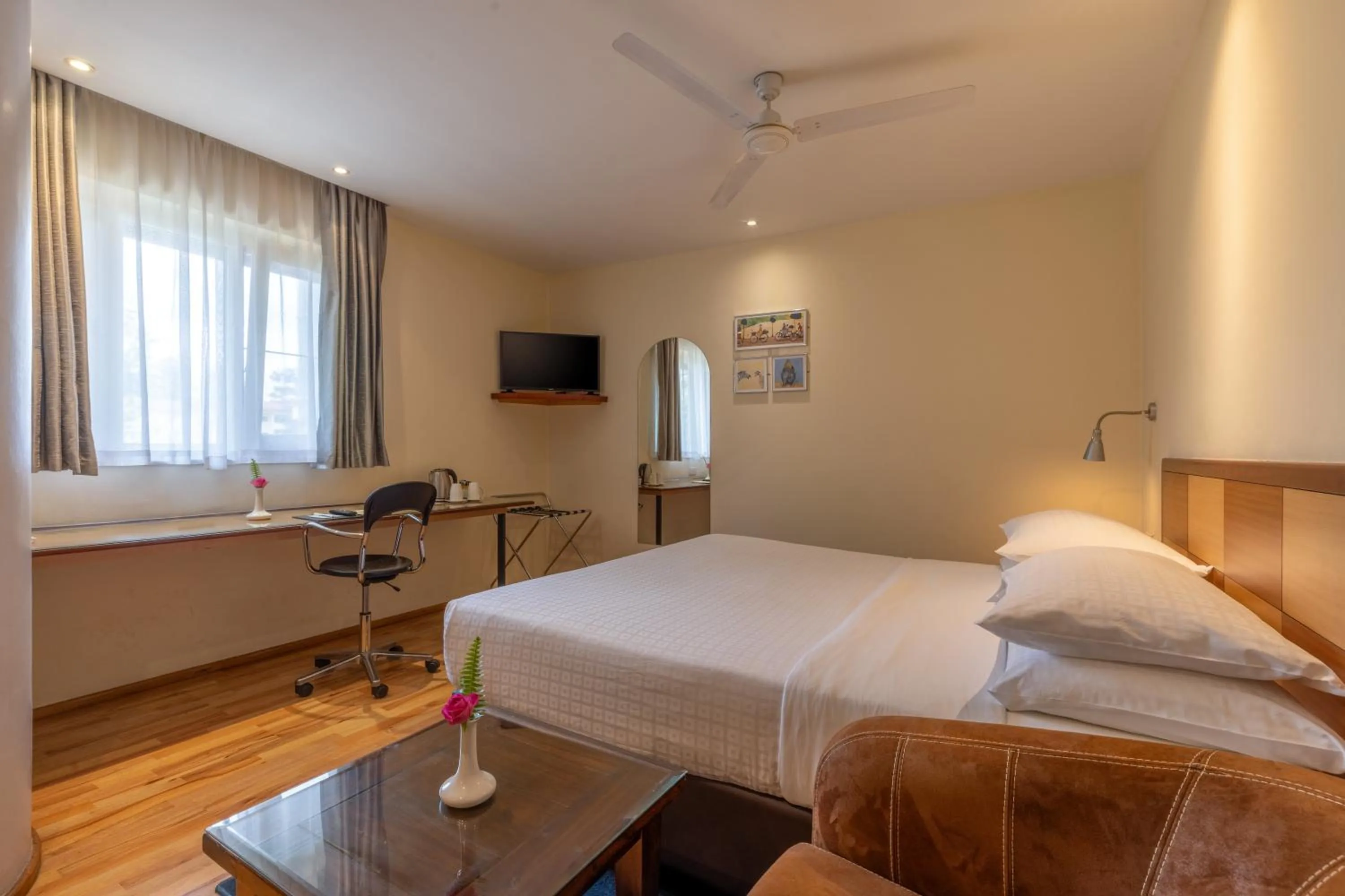 Photo of the whole room, Bed in Best Western Nairobi Upper Hill