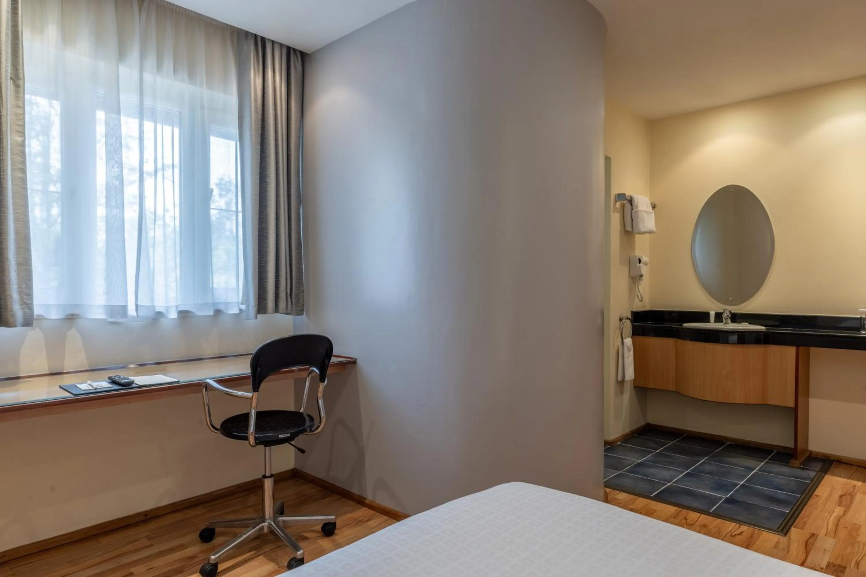 Photo of the whole room in Best Western Nairobi Upper Hill