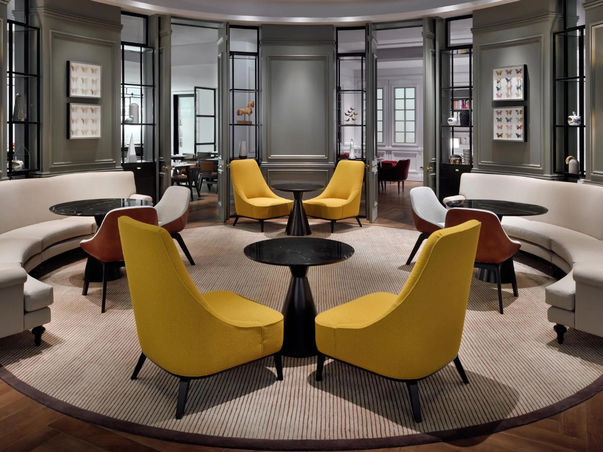 Lounge or bar in Kempinski The Boulevard Dubai