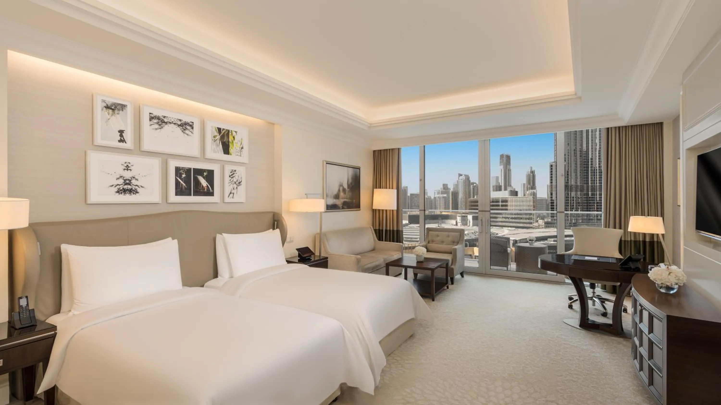 Bedroom, Bed in Kempinski The Boulevard Dubai