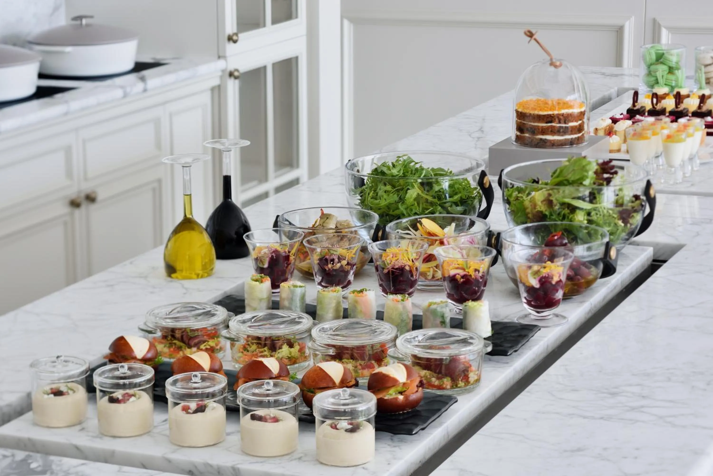 Food and drinks in Kempinski The Boulevard Dubai