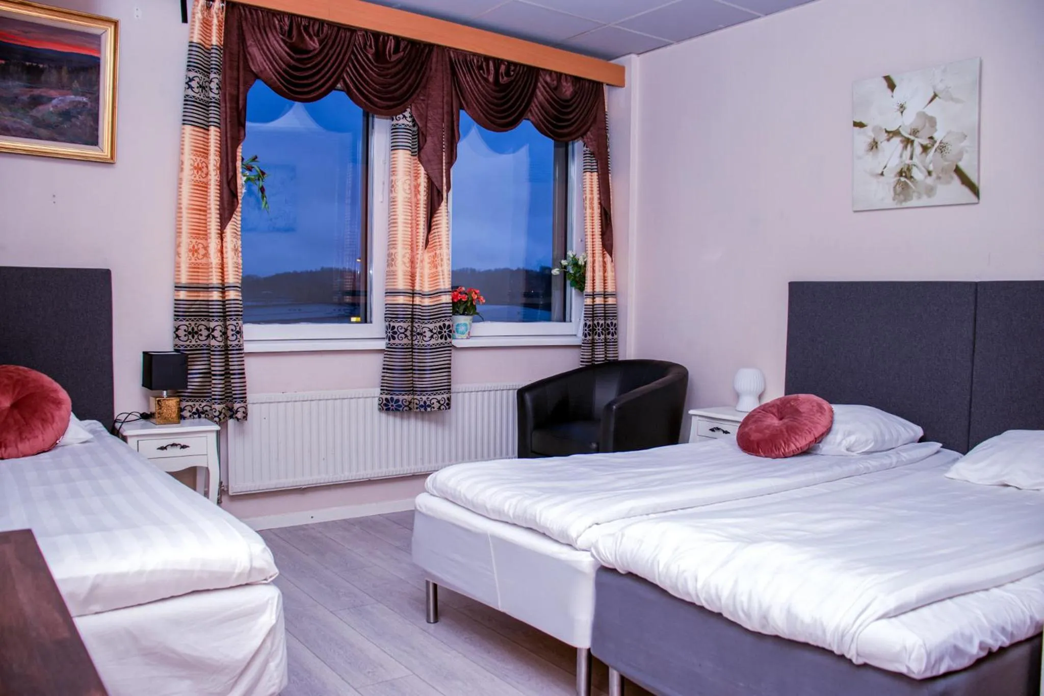 Bed in Euroway Hotel