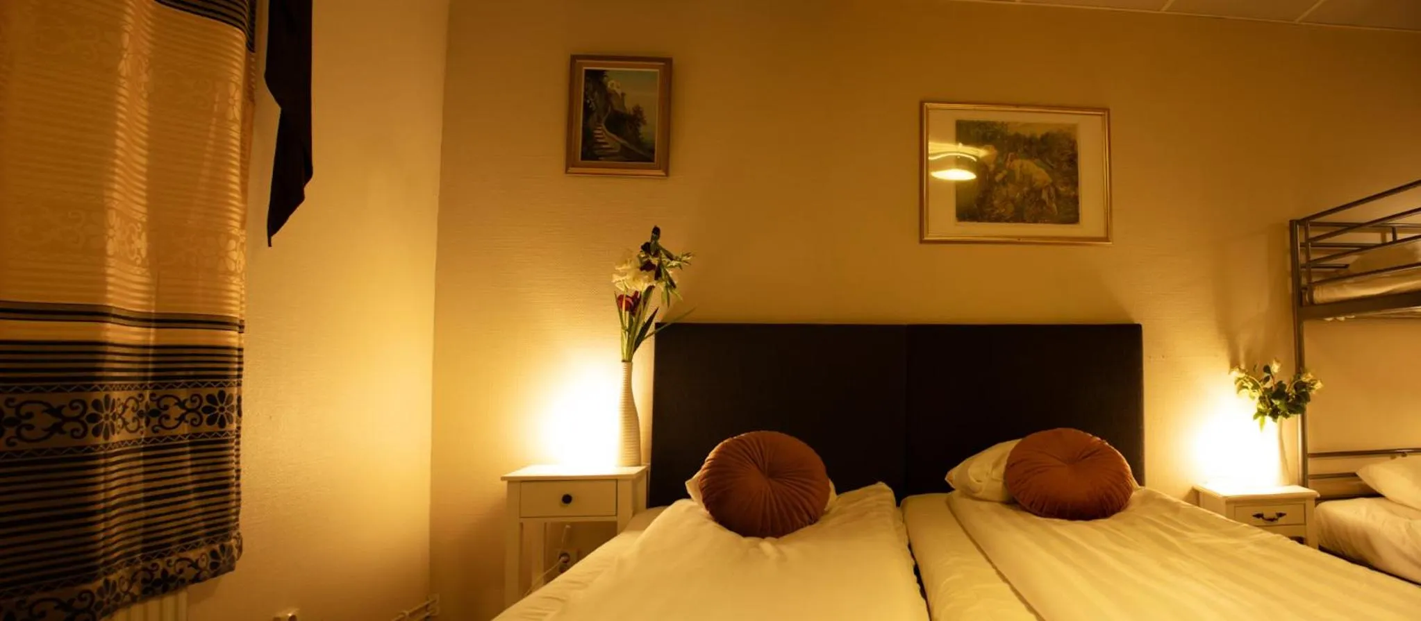 Bed in Euroway Hotel