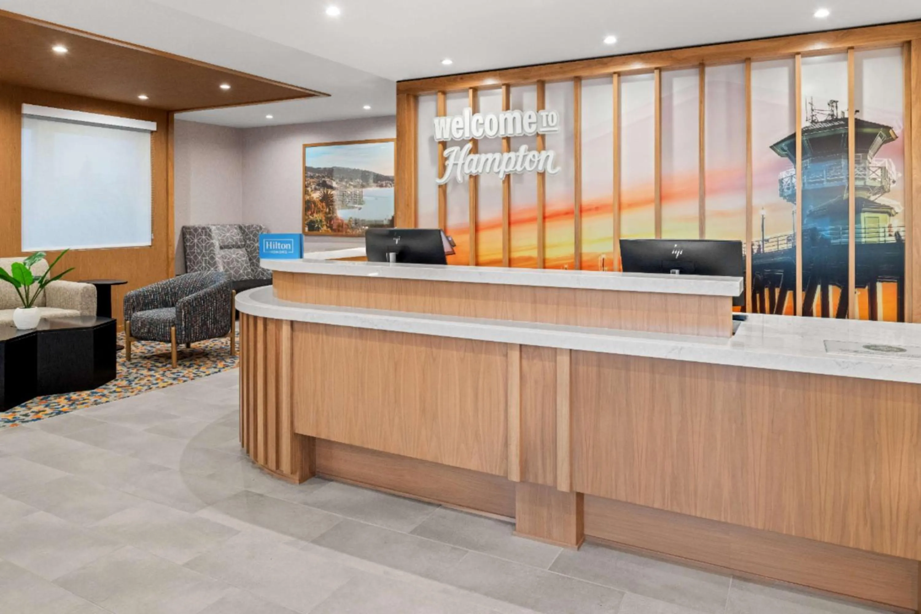 Lobby or reception in Hampton Inn by Hilton Costa Mesa Newport Beach