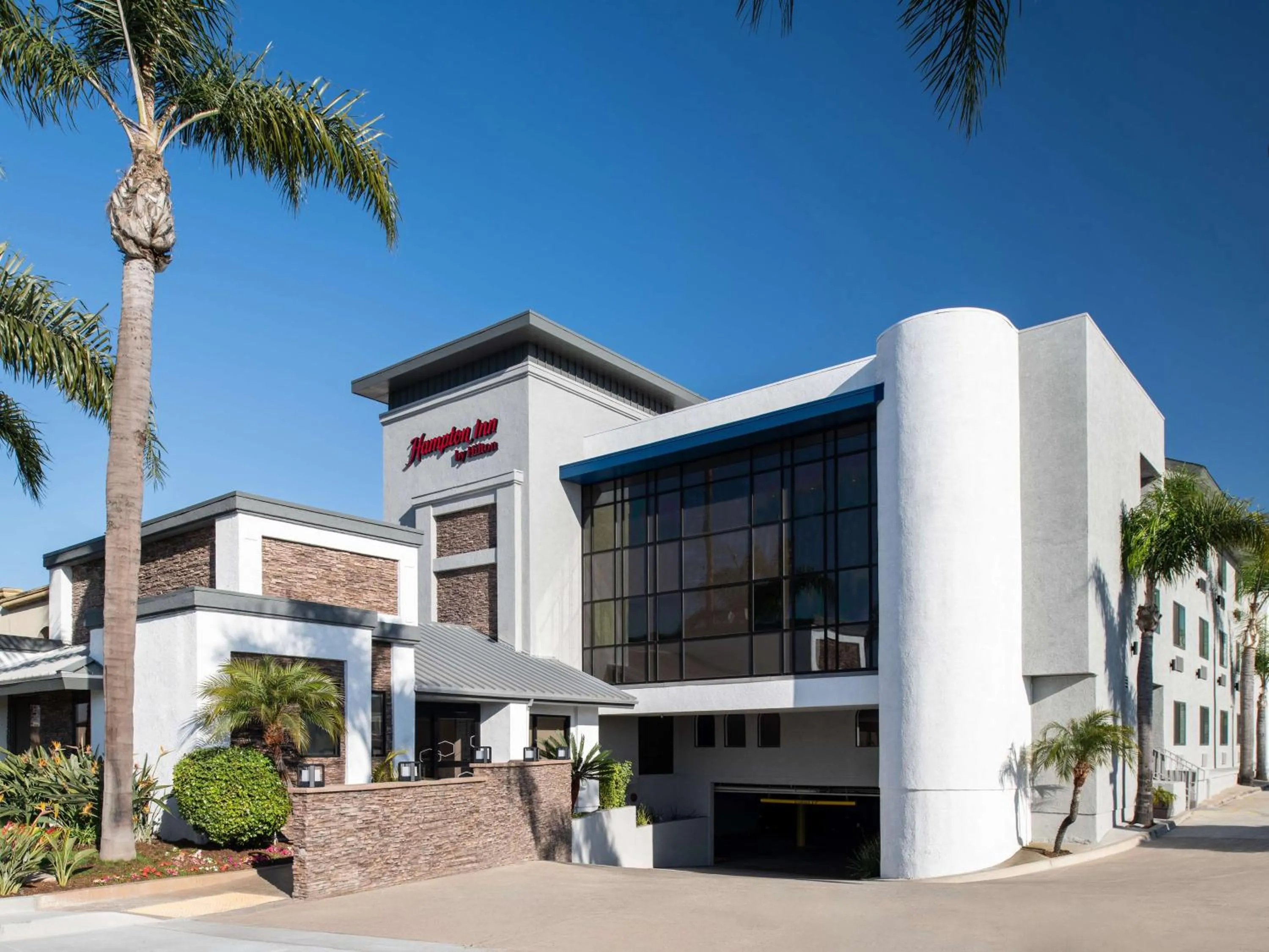 Property building in Hampton Inn by Hilton Costa Mesa Newport Beach