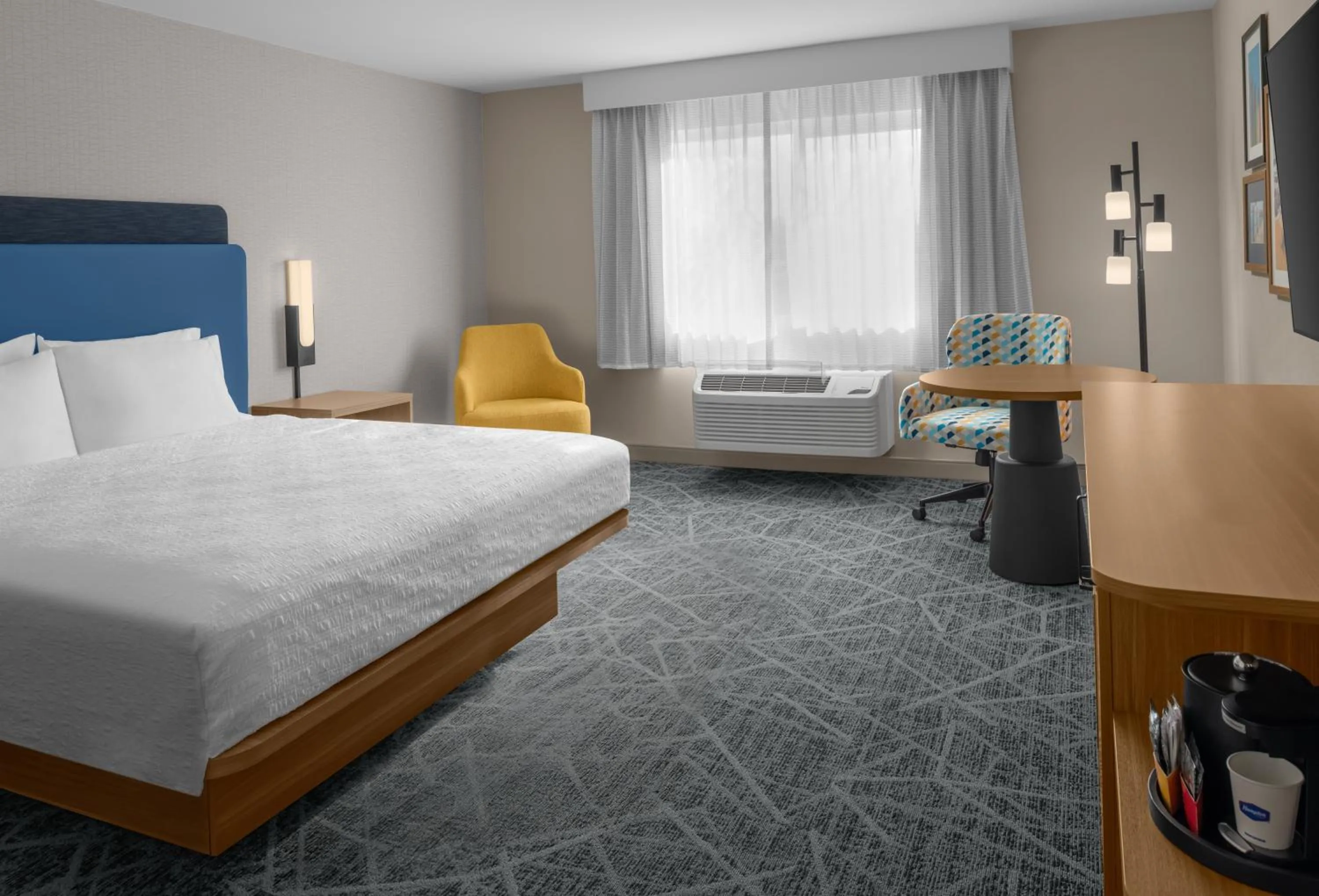 Bed in Hampton Inn by Hilton Costa Mesa Newport Beach