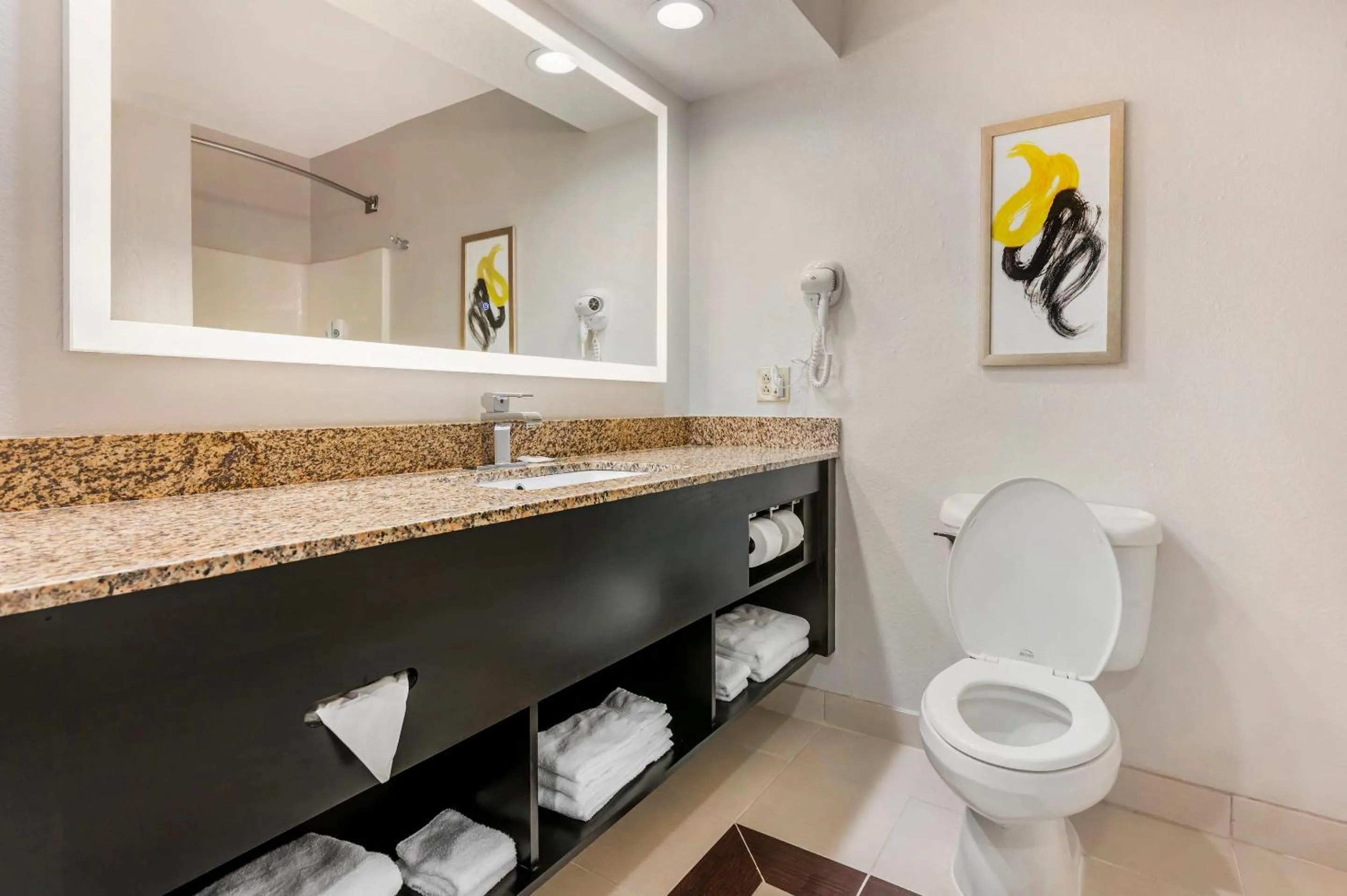 Bedroom in Comfort Inn & Suites