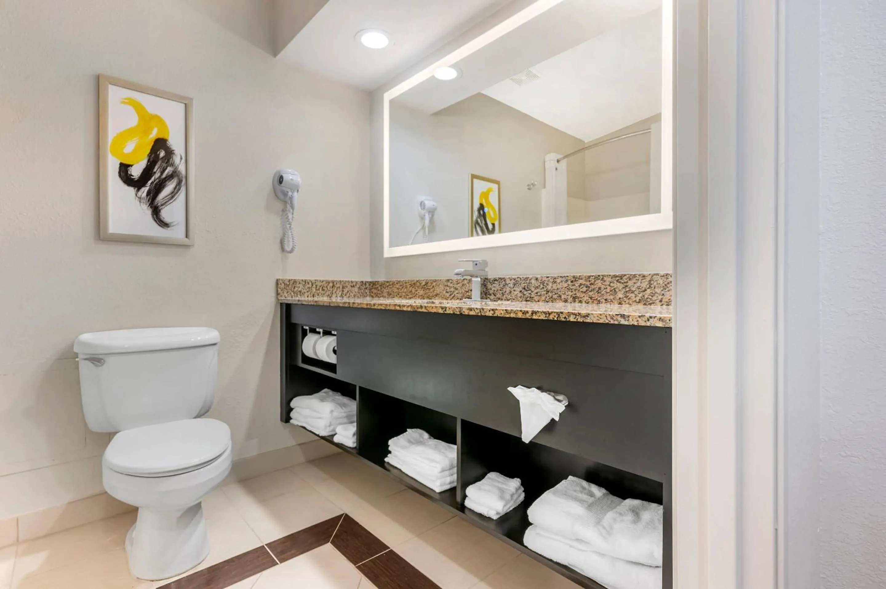 Bedroom in Comfort Inn & Suites