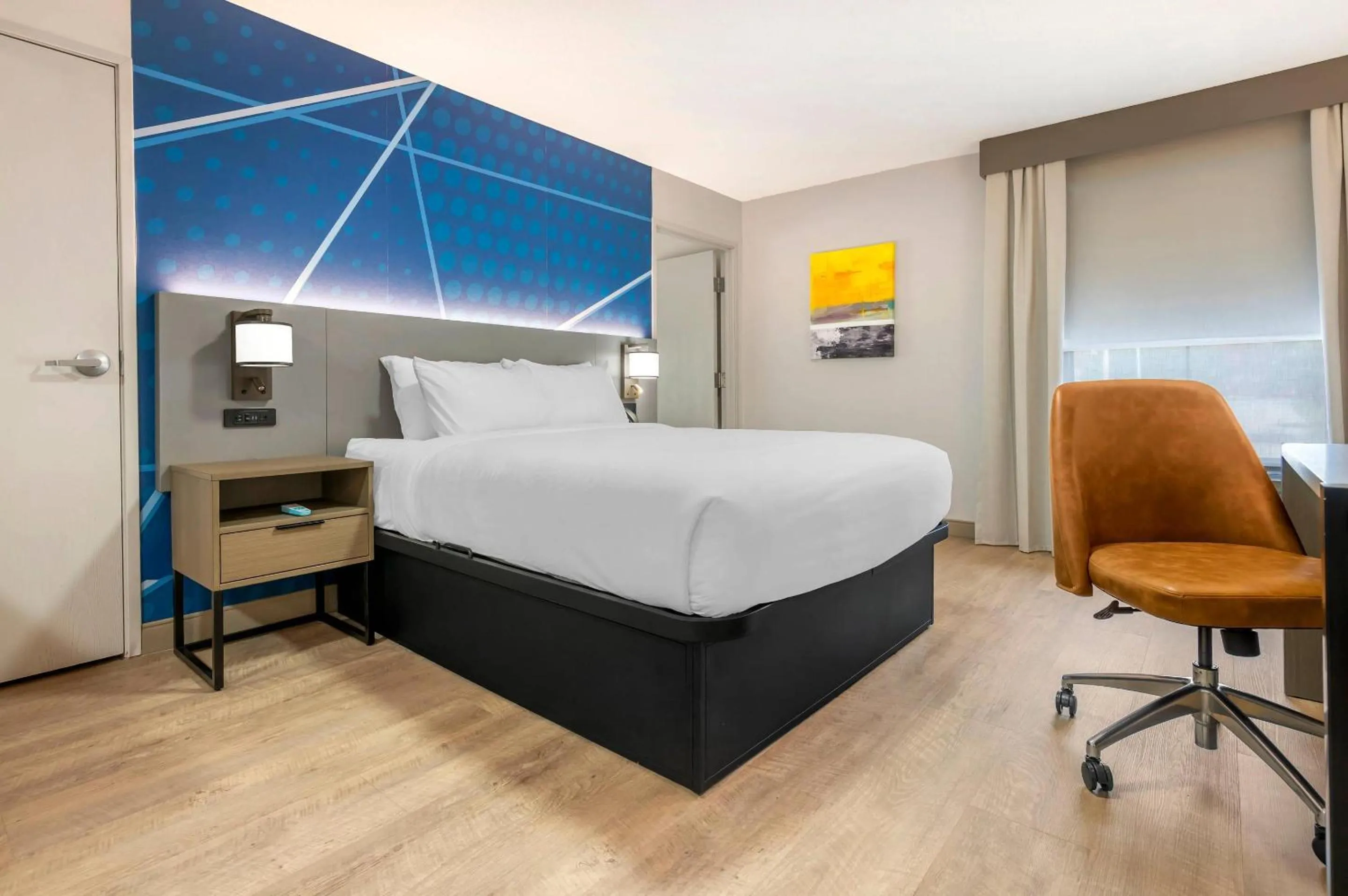 Bedroom, Bed in Comfort Inn & Suites