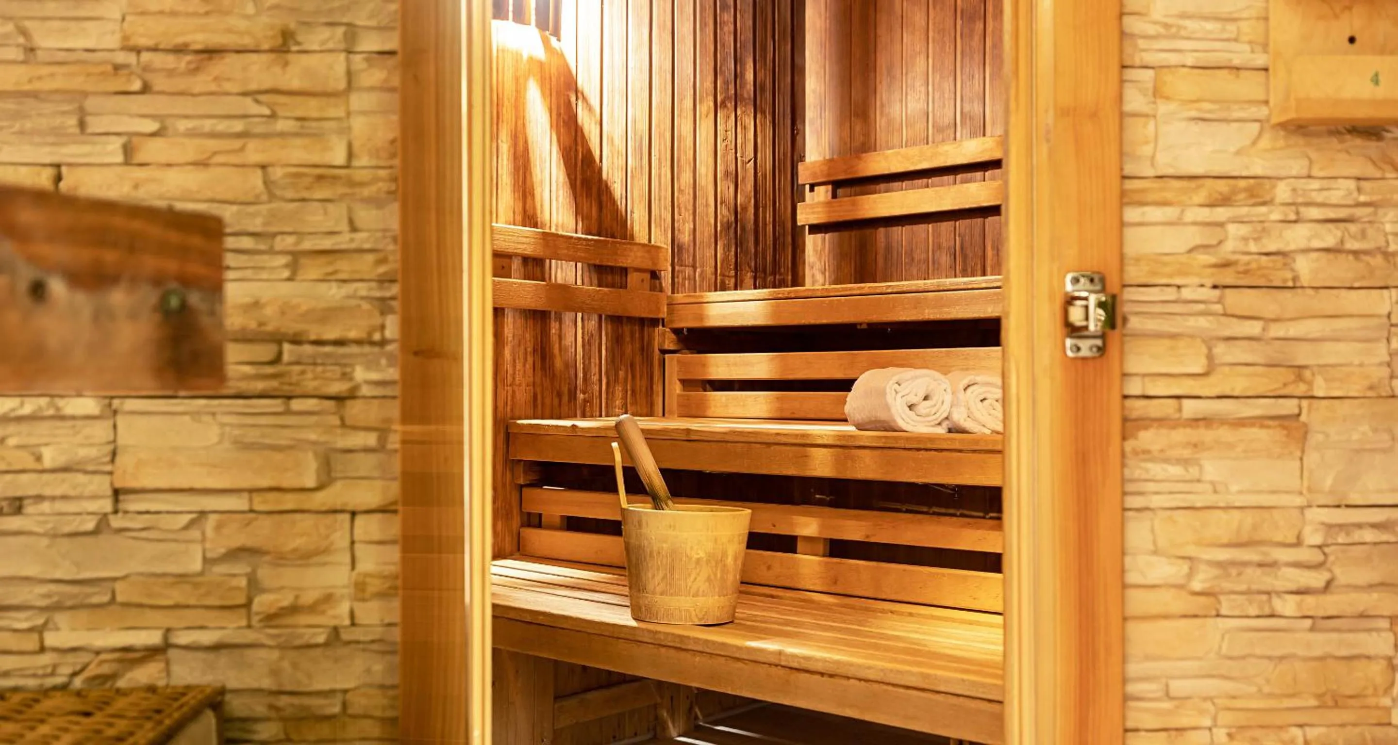 Sauna in Victor's Seehotel Weingärtner Bostalsee