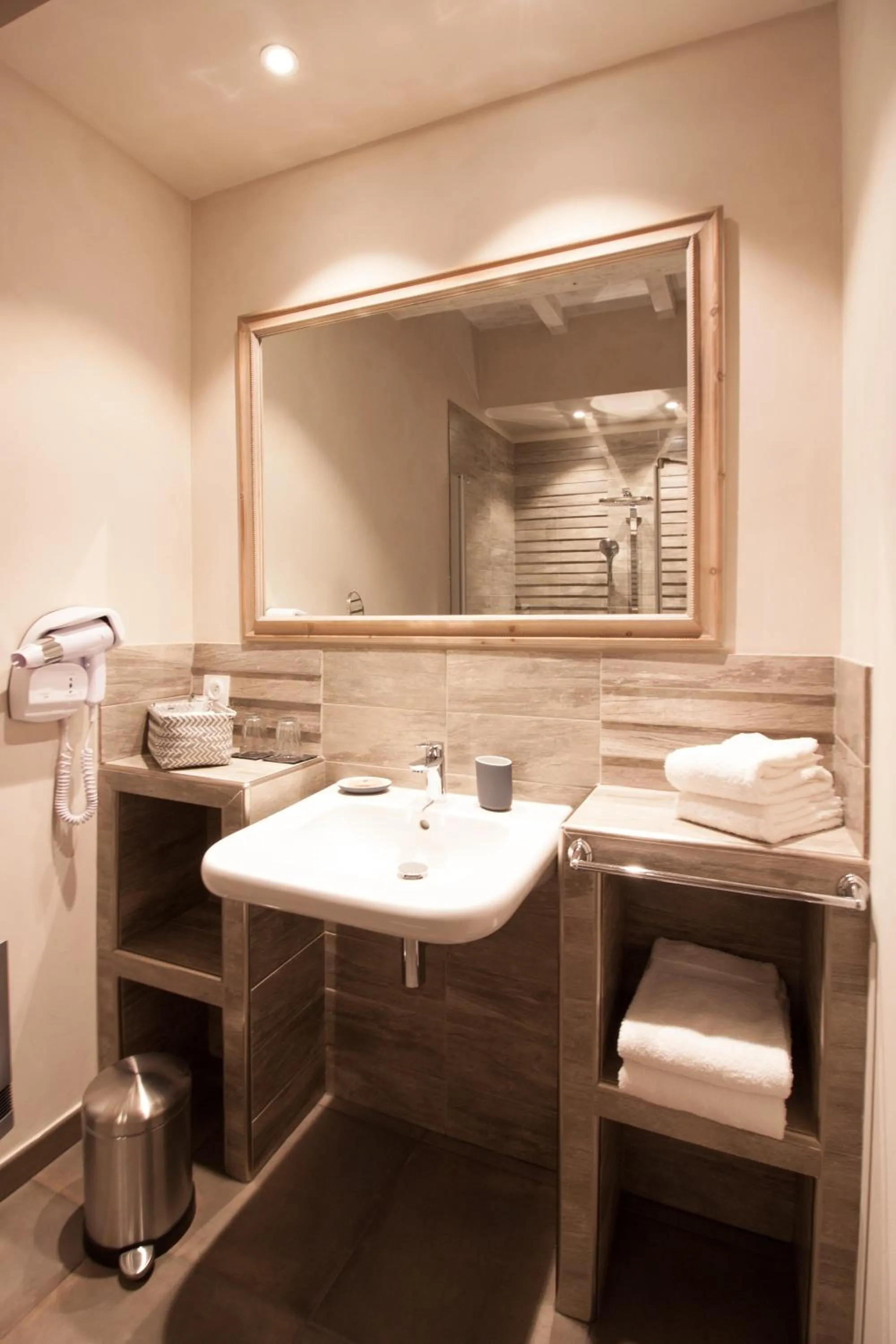 Bathroom in Boutique Hôtel La Villa MONTESQUIEU