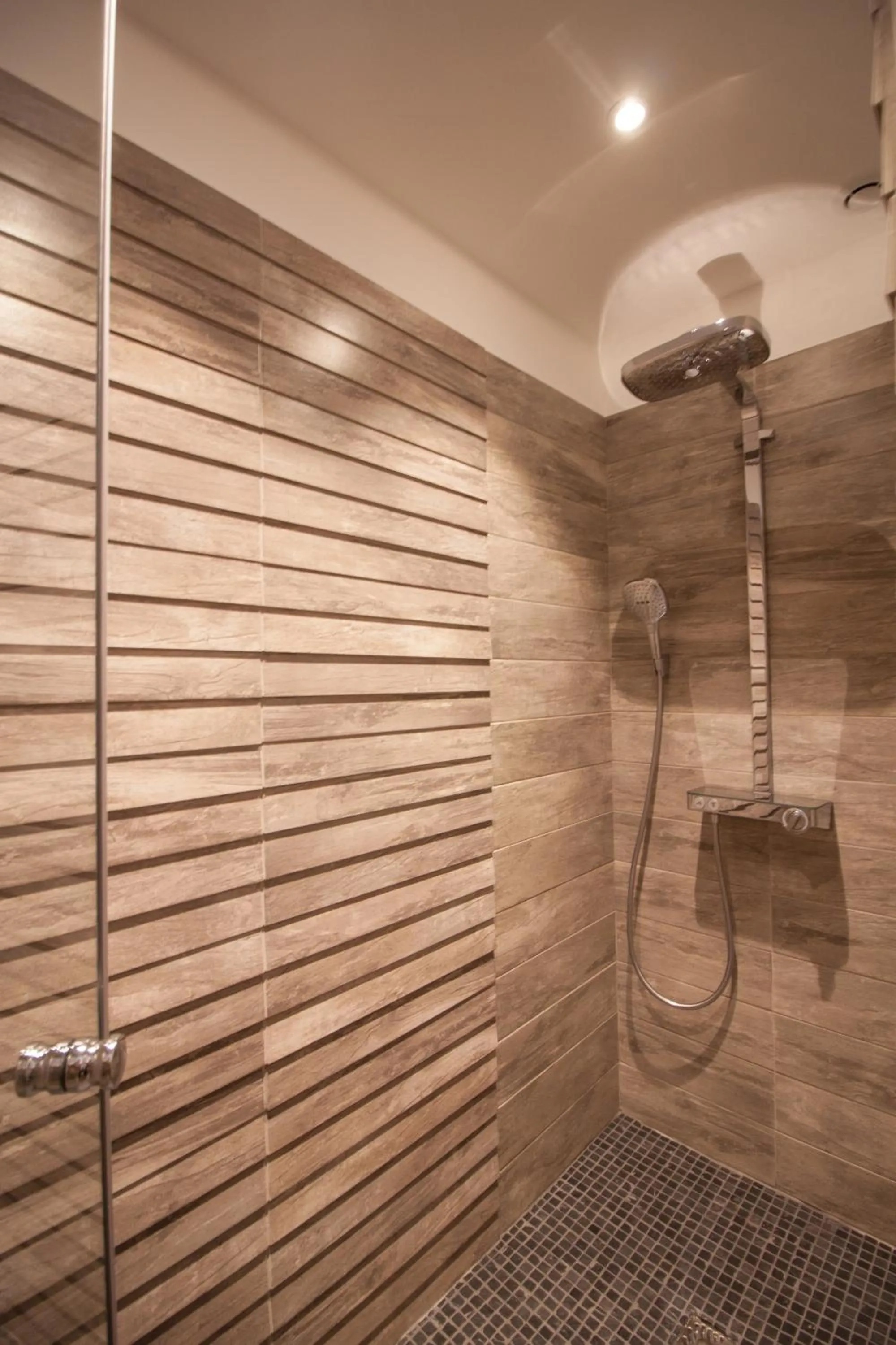 Bathroom in Boutique Hôtel La Villa MONTESQUIEU