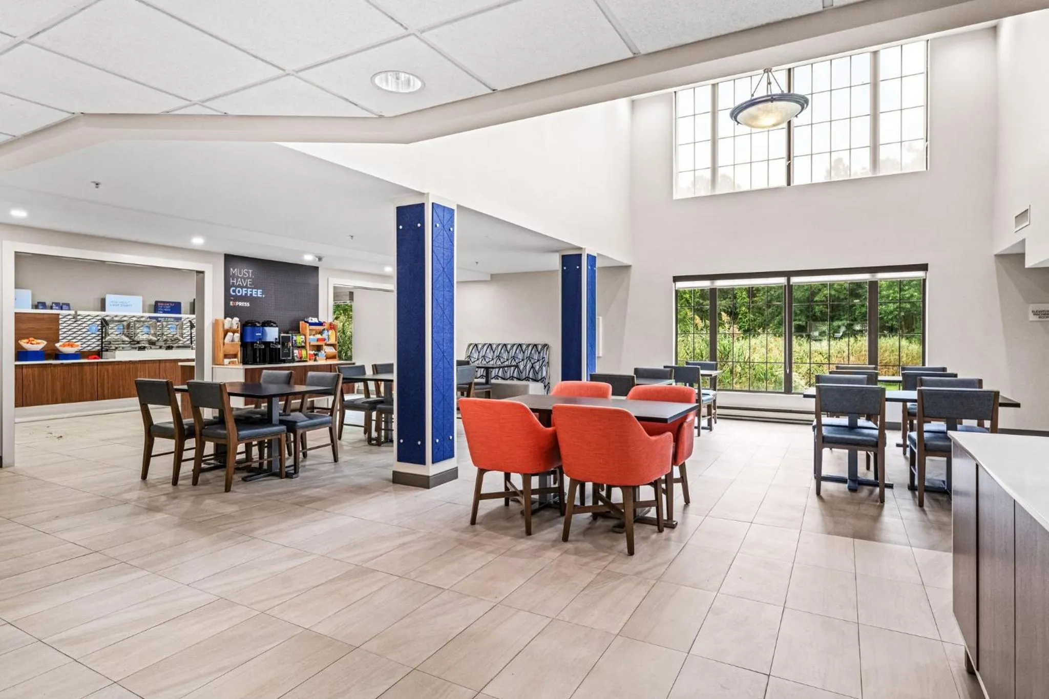 Breakfast in Holiday Inn Express & Suites Carneys Point - Pennsville by IHG