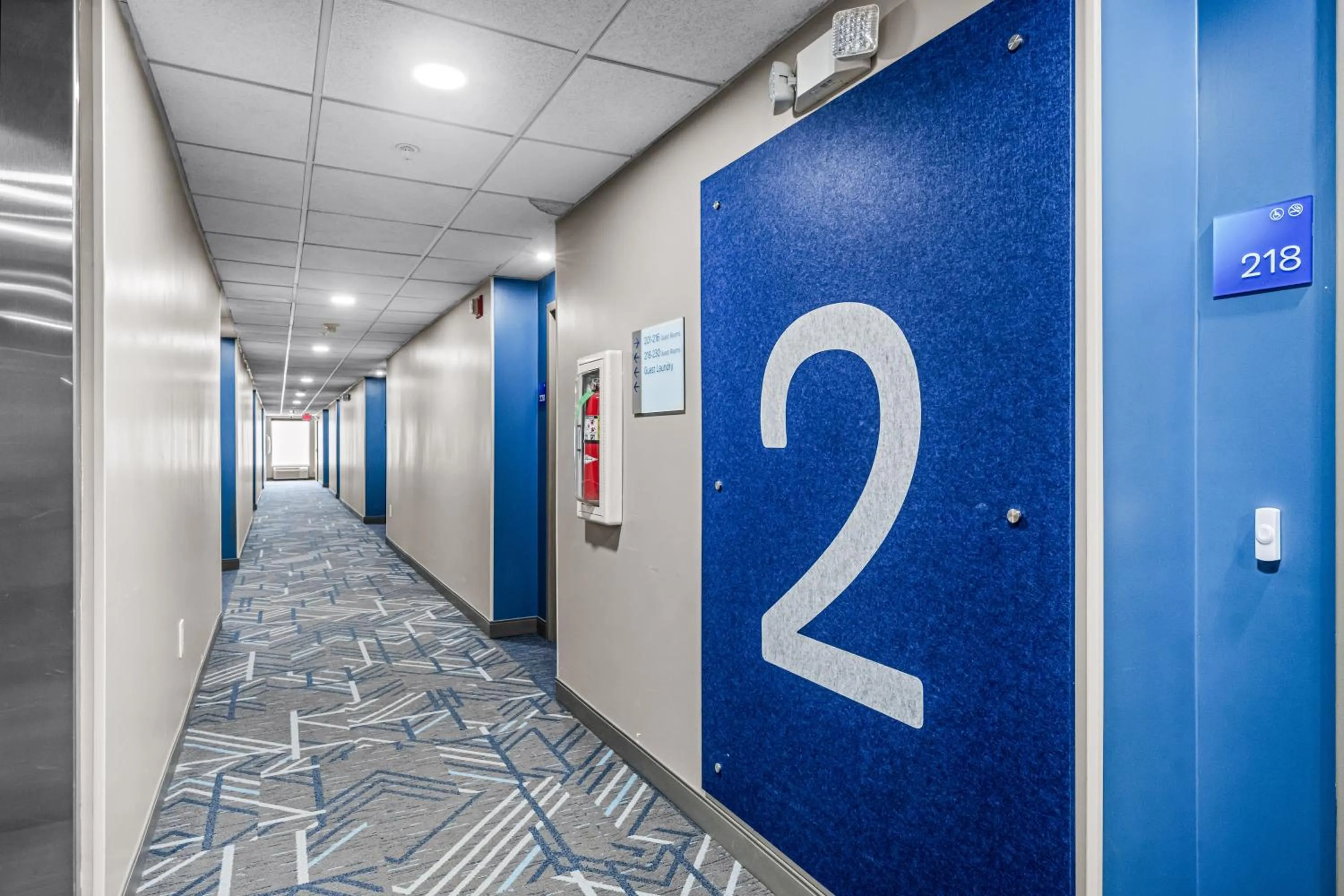 Holiday Inn Express & Suites Carneys Point - Pennsville by IHG