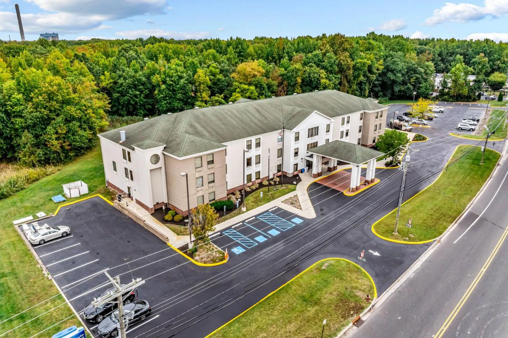 Property building in Holiday Inn Express & Suites Carneys Point - Pennsville by IHG