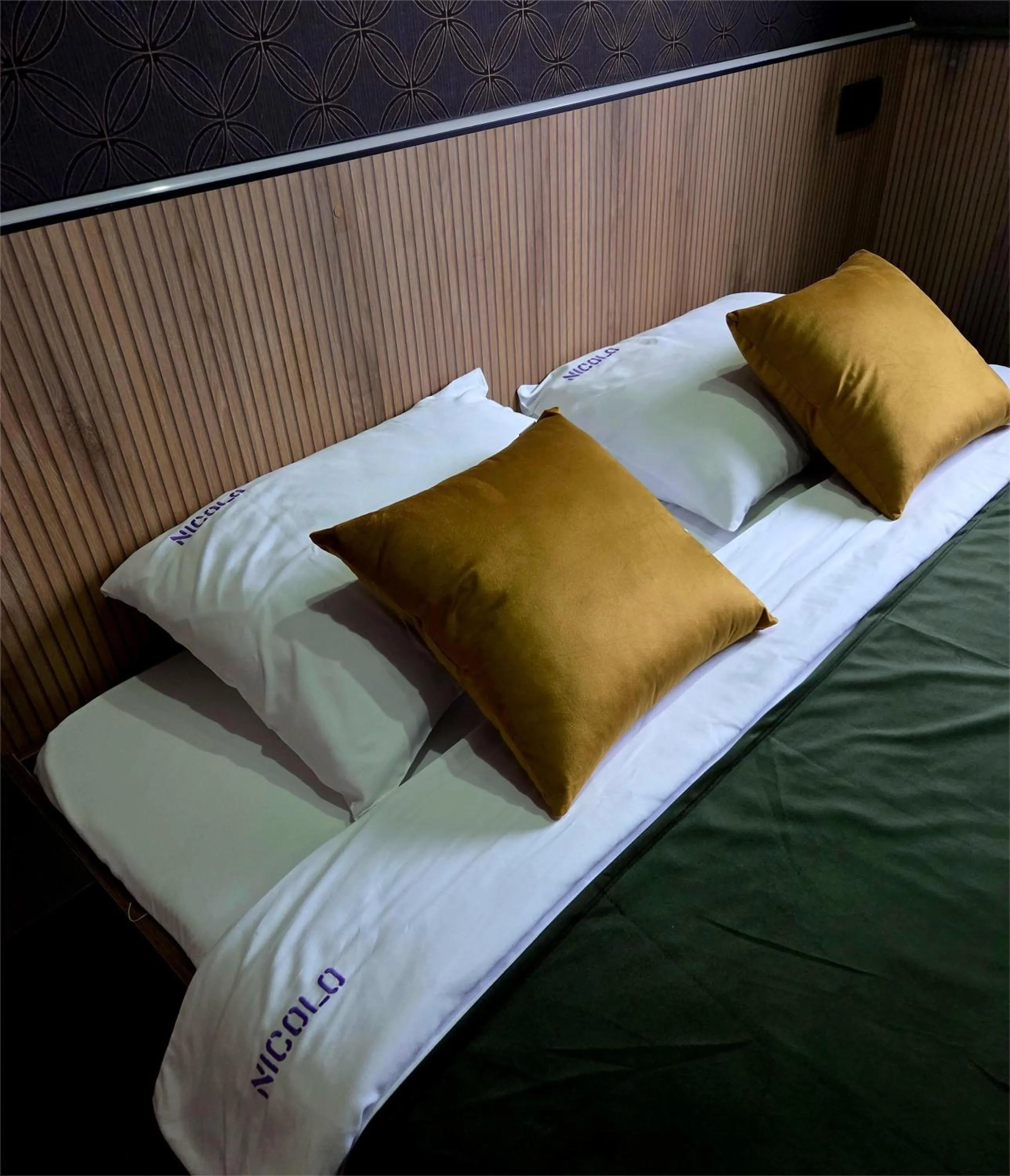 Property building, Bed in Garni Hotel & Spa Nicolo