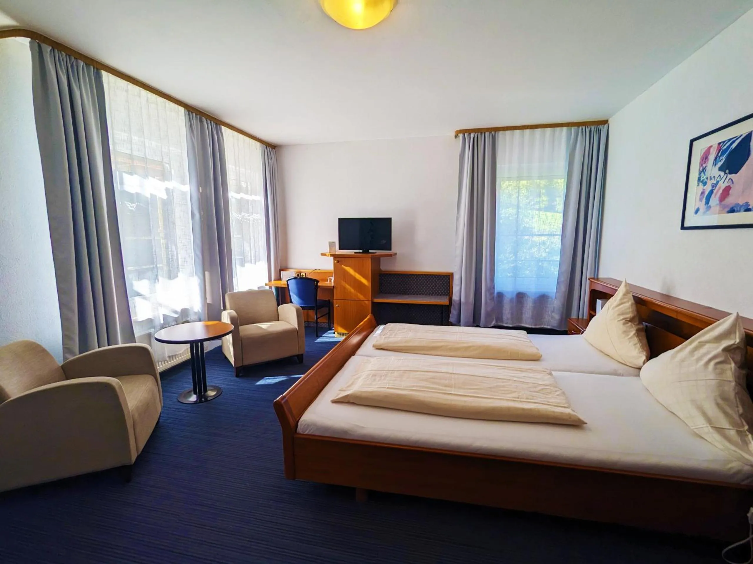 Bedroom, Bed in Hotel Berghof Wasserkuppe & Gästehaus Fuldaquelle