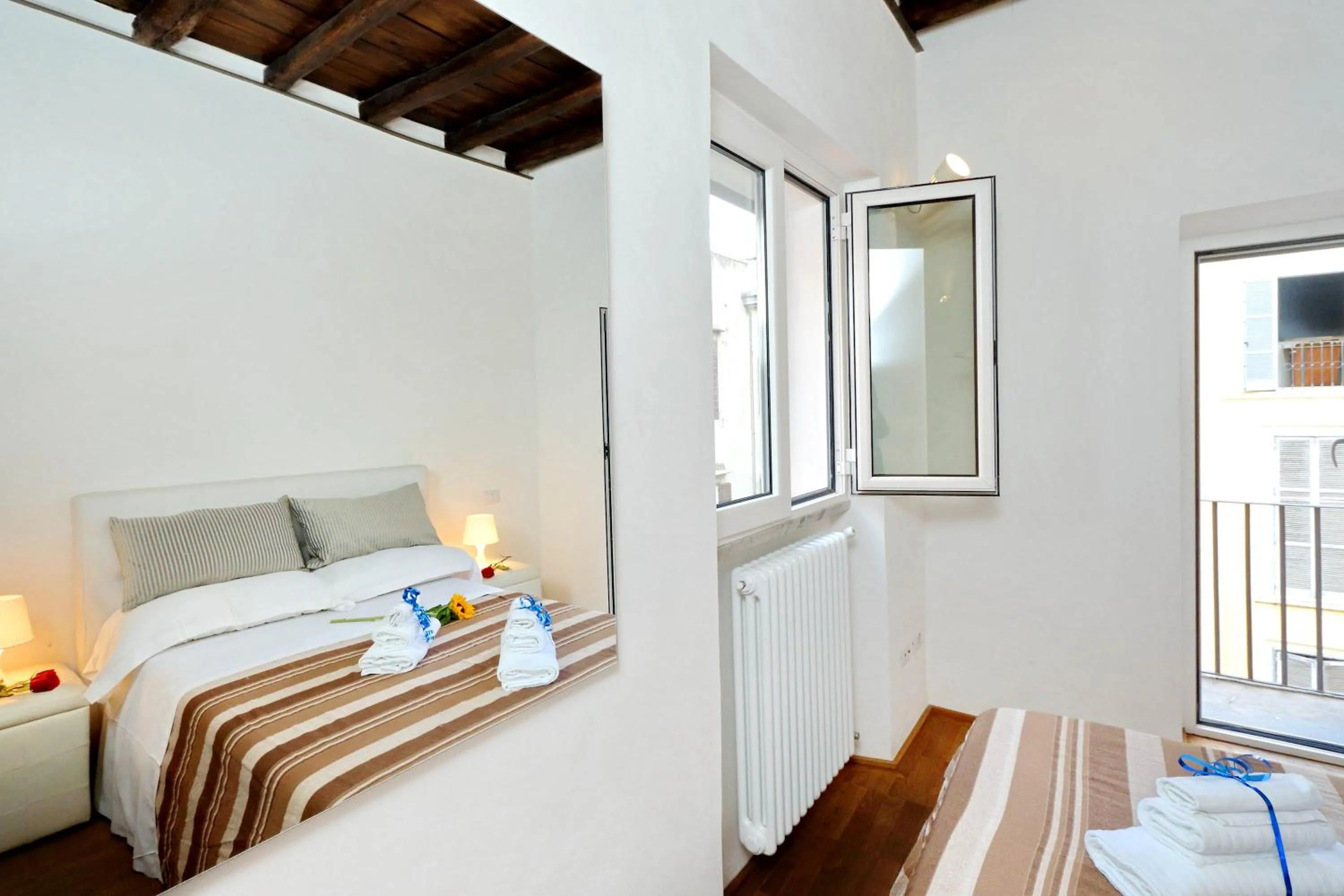 Bed in Pantheon - Argentina Luxury