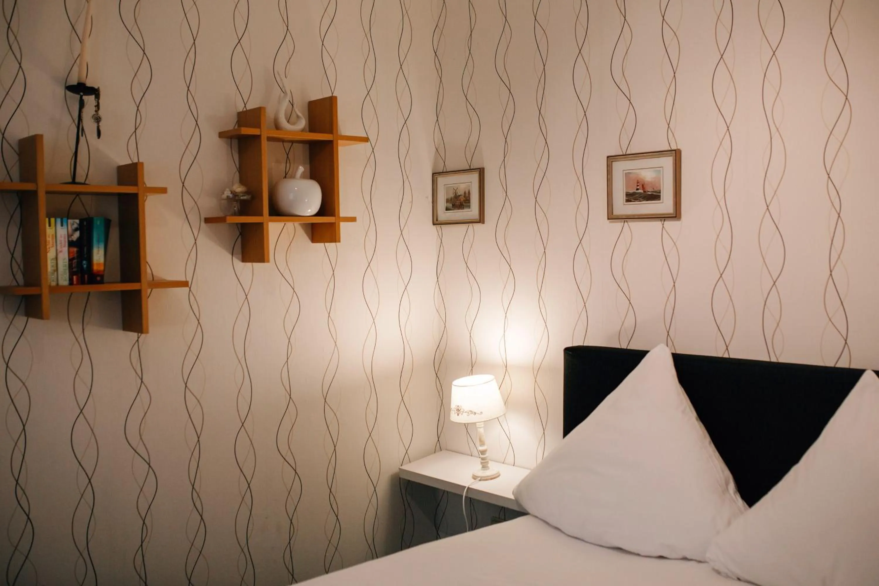 Photo of the whole room, Bed in An der Kastanie