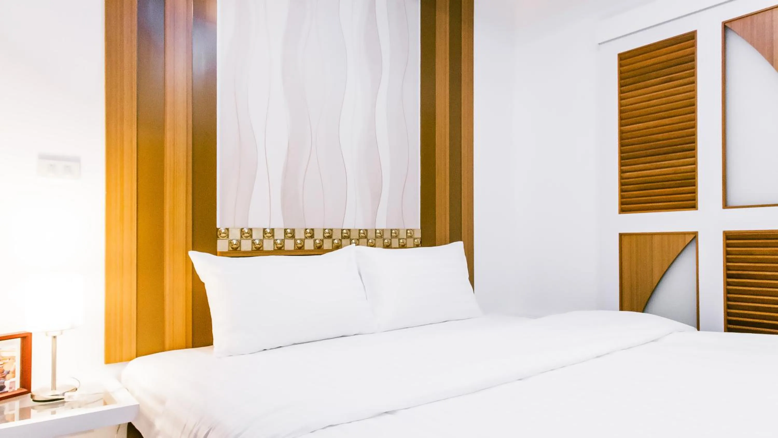 Bedroom, Bed in Sunset Residence Pinklao