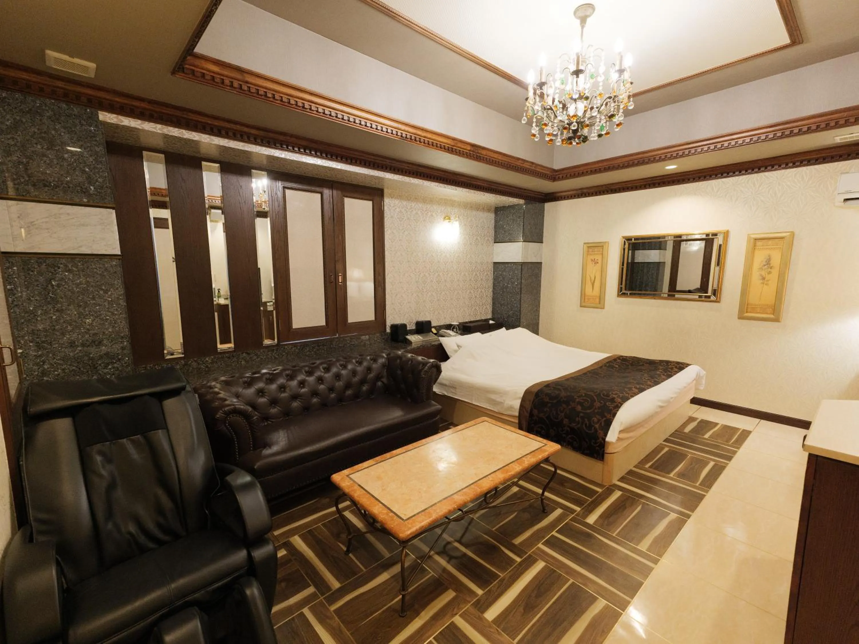 Bed in Fun3 -Adult Only-