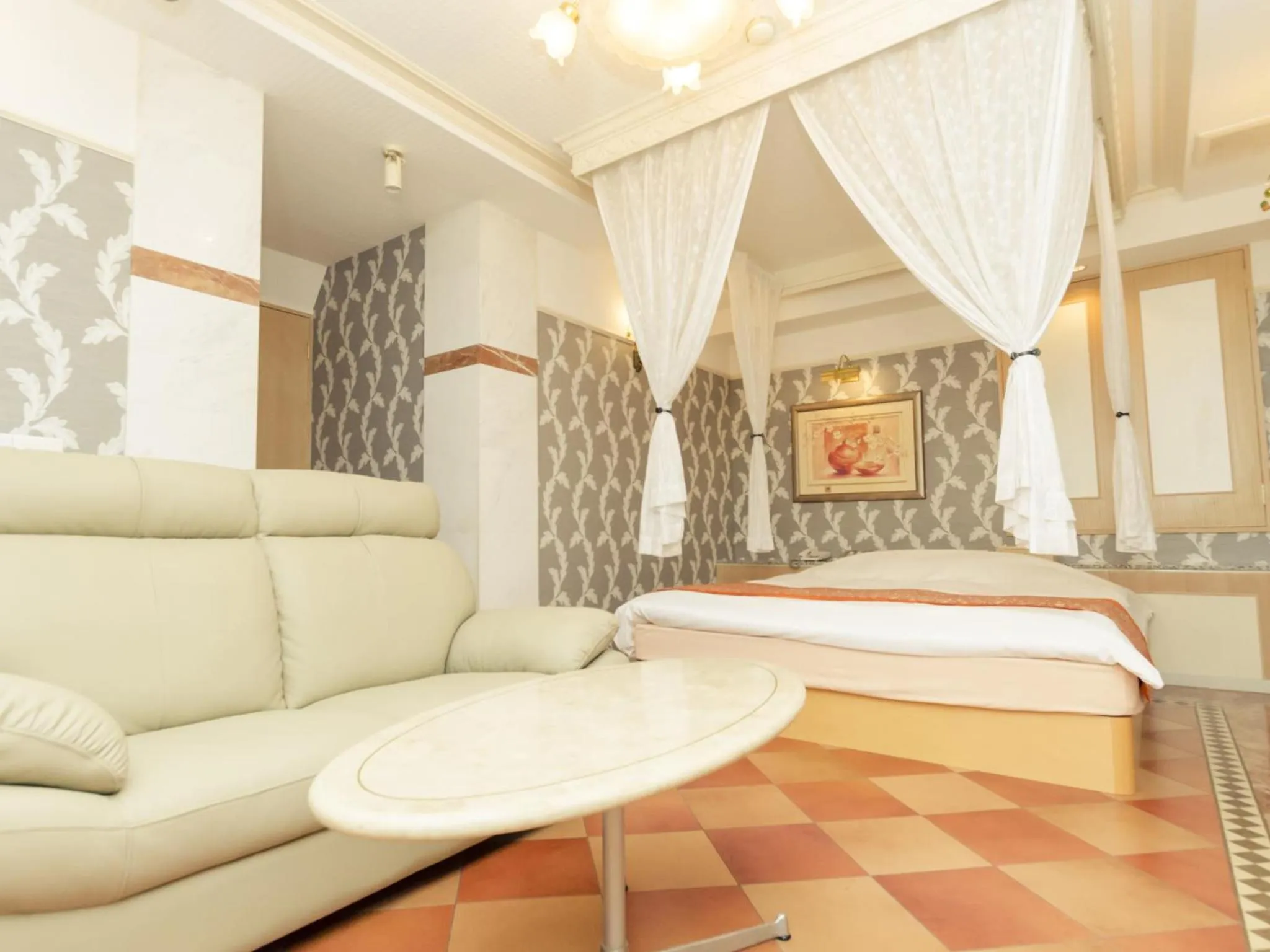 Bed in Fun3 -Adult Only-