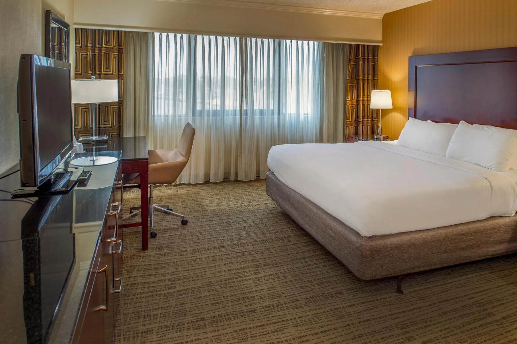 Photo of the whole room, Bed in Crowne Plaza Hotel St. Louis Airport by IHG