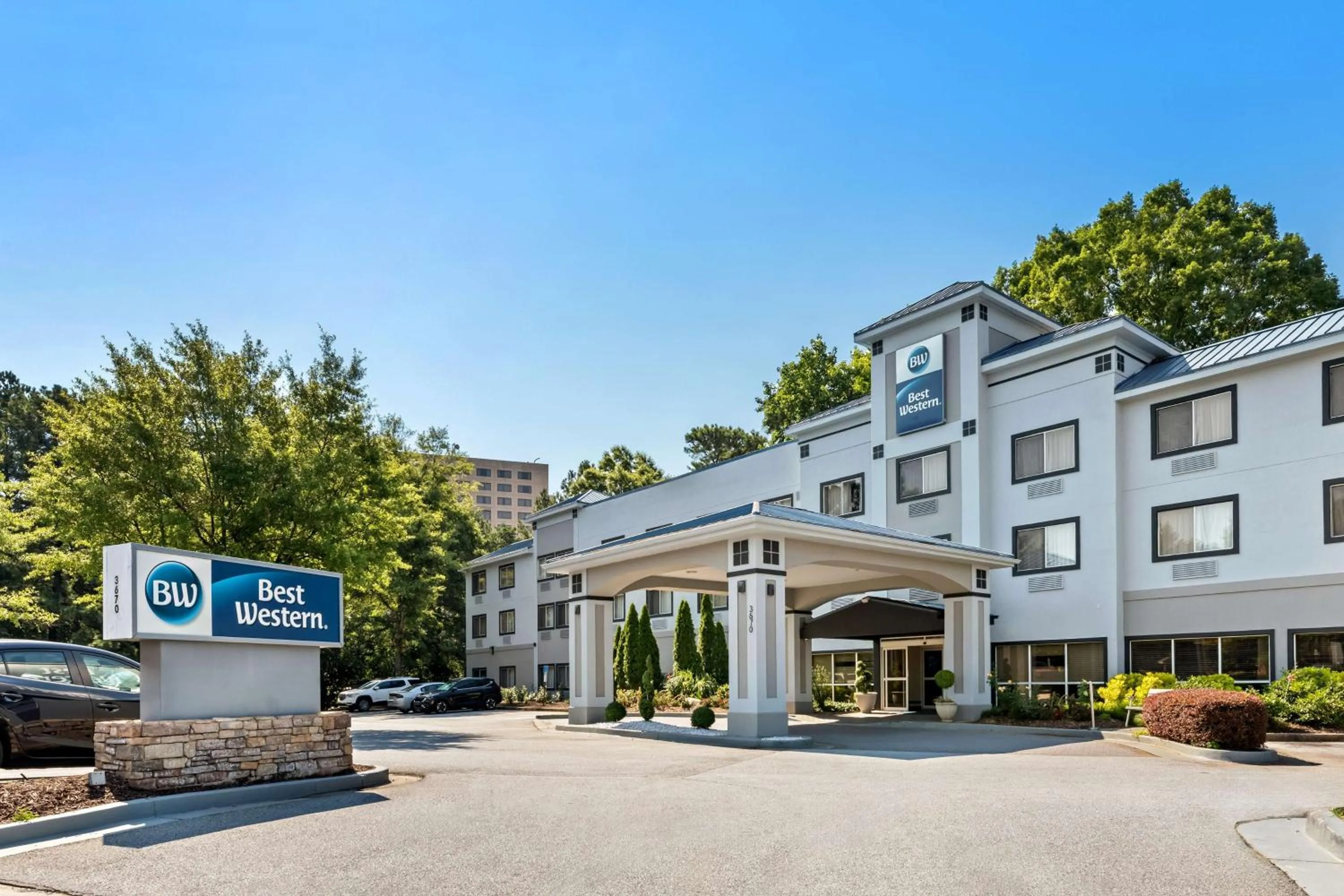 Property building in Best Western Gwinnett Center