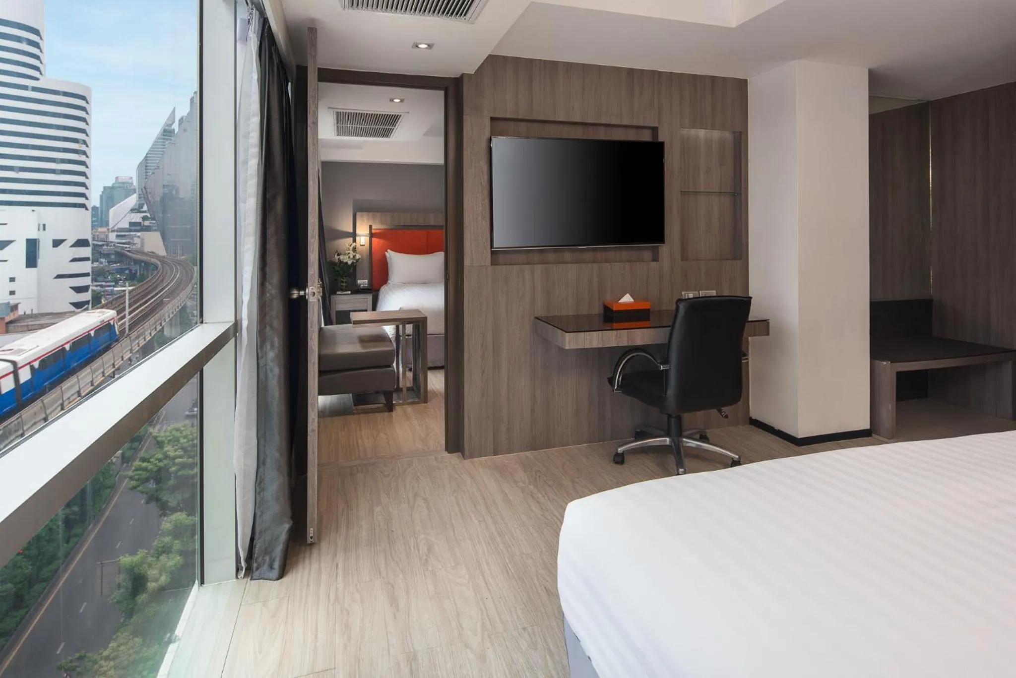 Bedroom, Bed in Grand 5 Hotel & Plaza Sukhumvit Bangkok