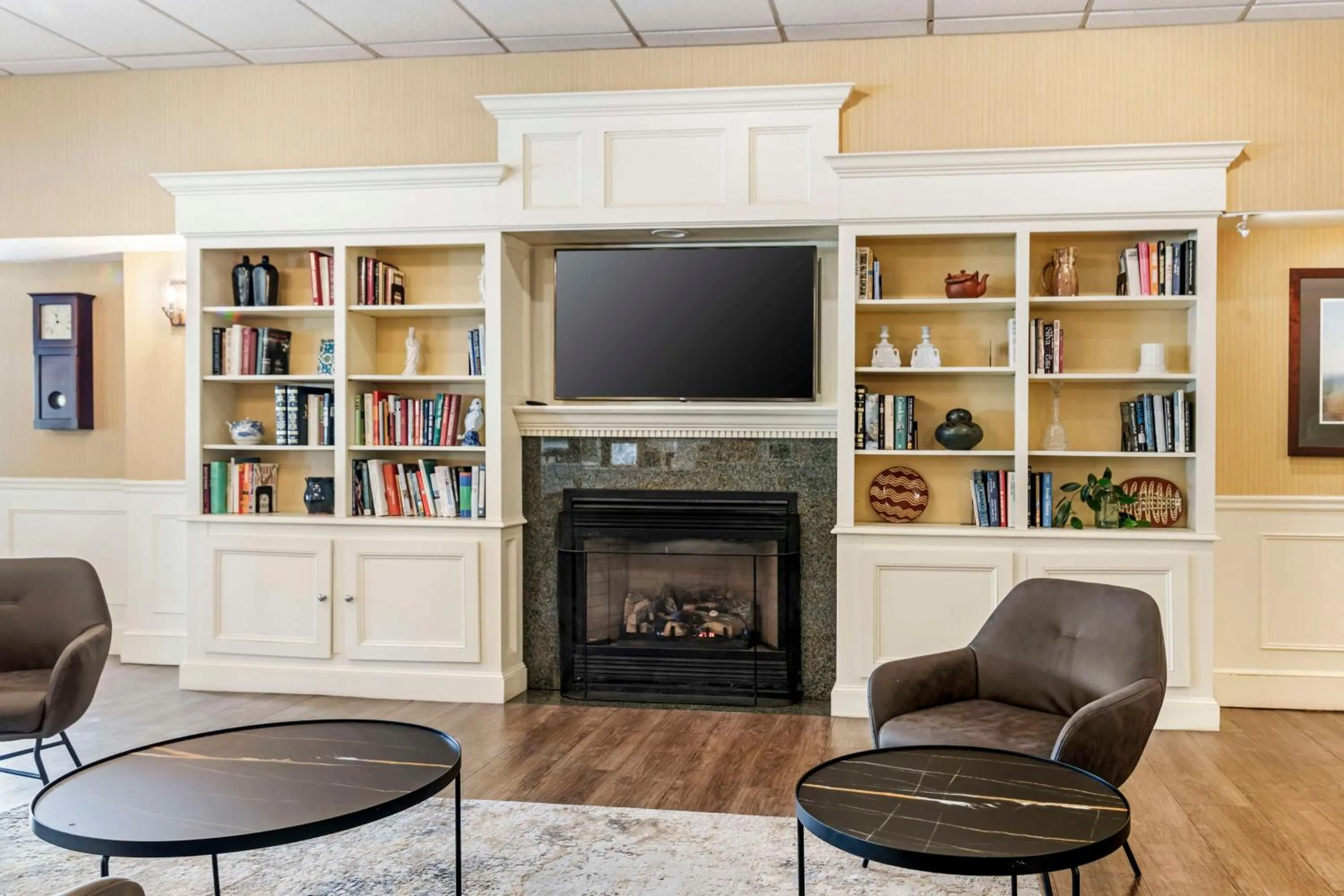 Lobby or reception in Best Western Springfield Hotel