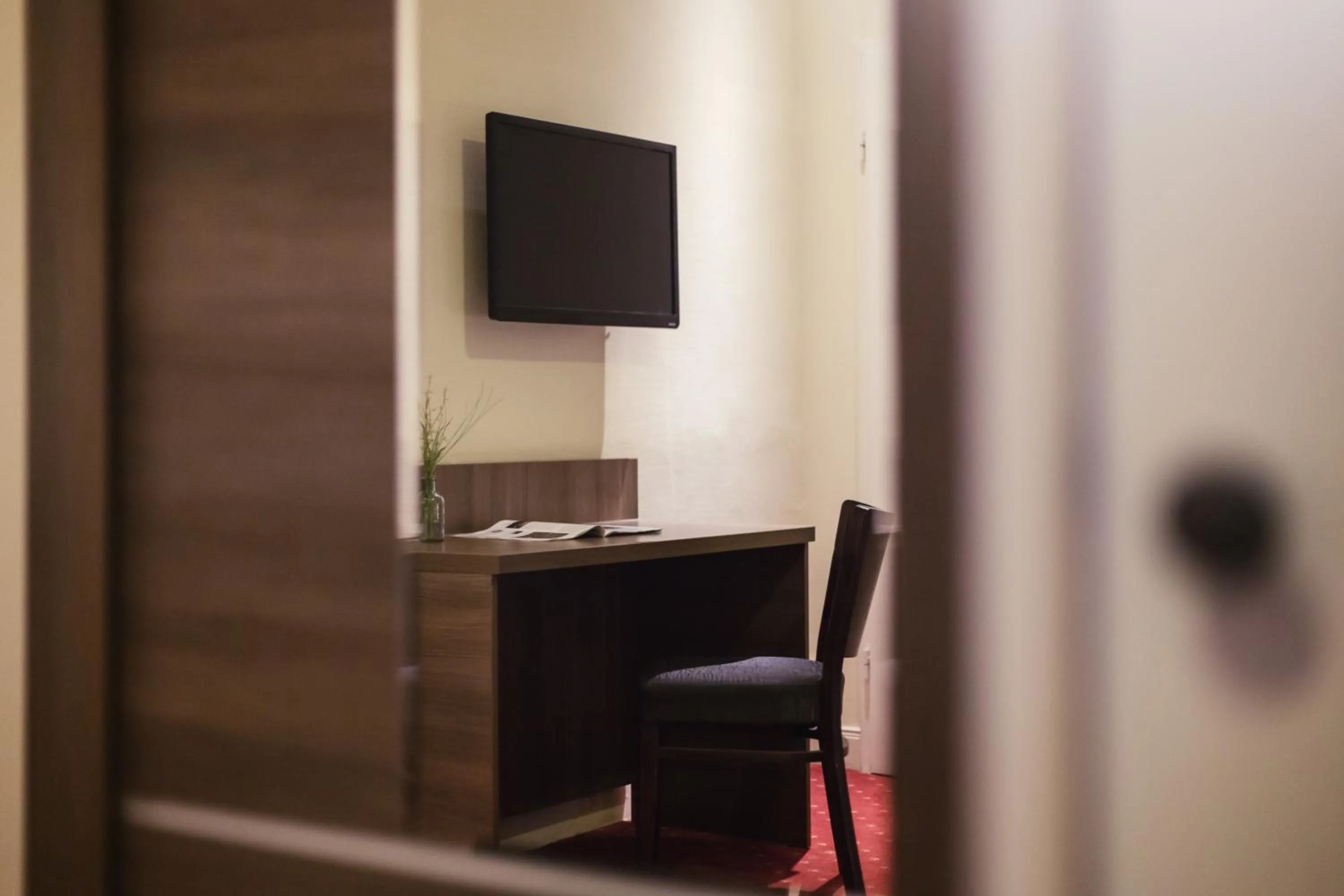 TV and multimedia in acora City Apart Living the City