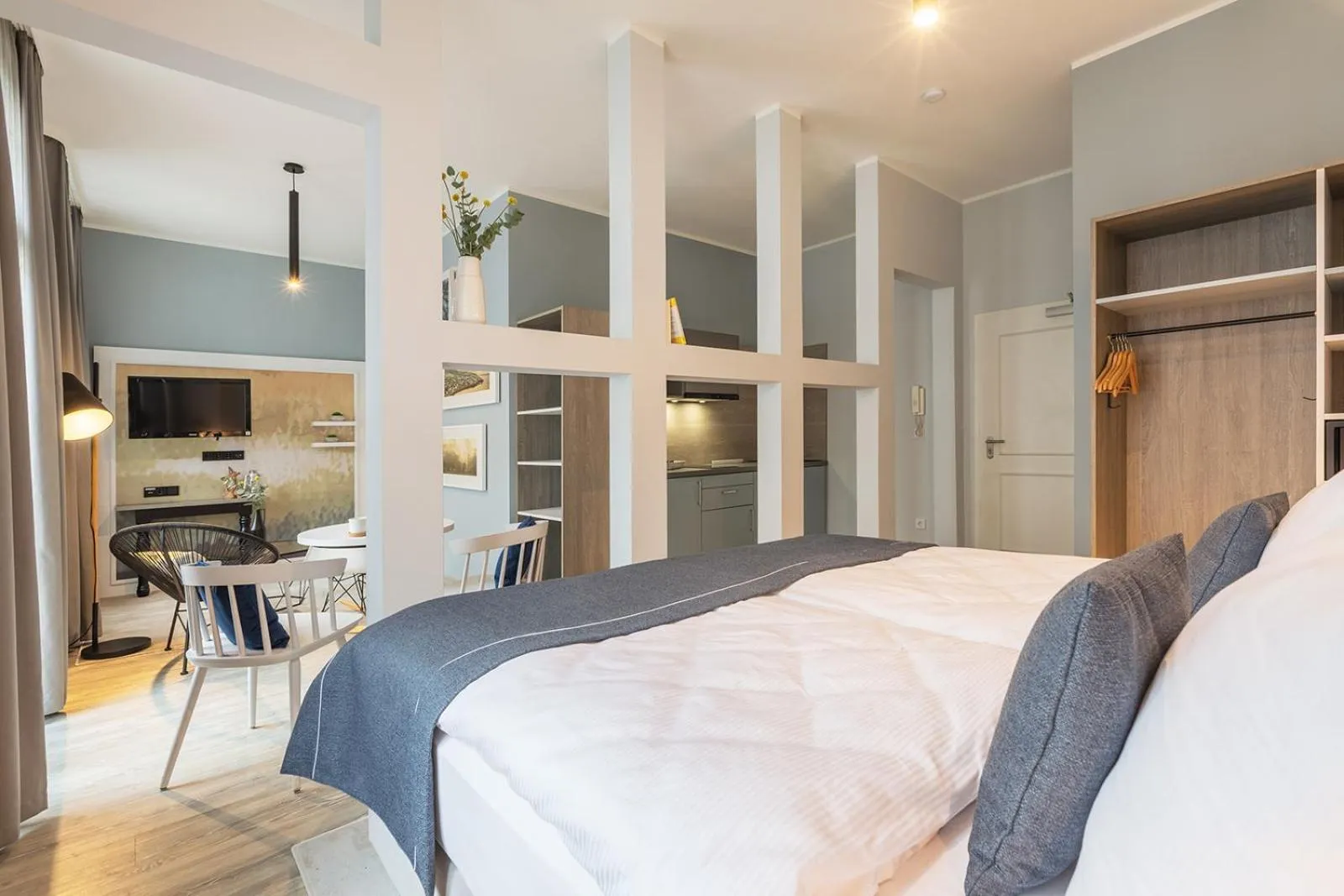 Photo of the whole room, Bed in acora City Apart Living the City