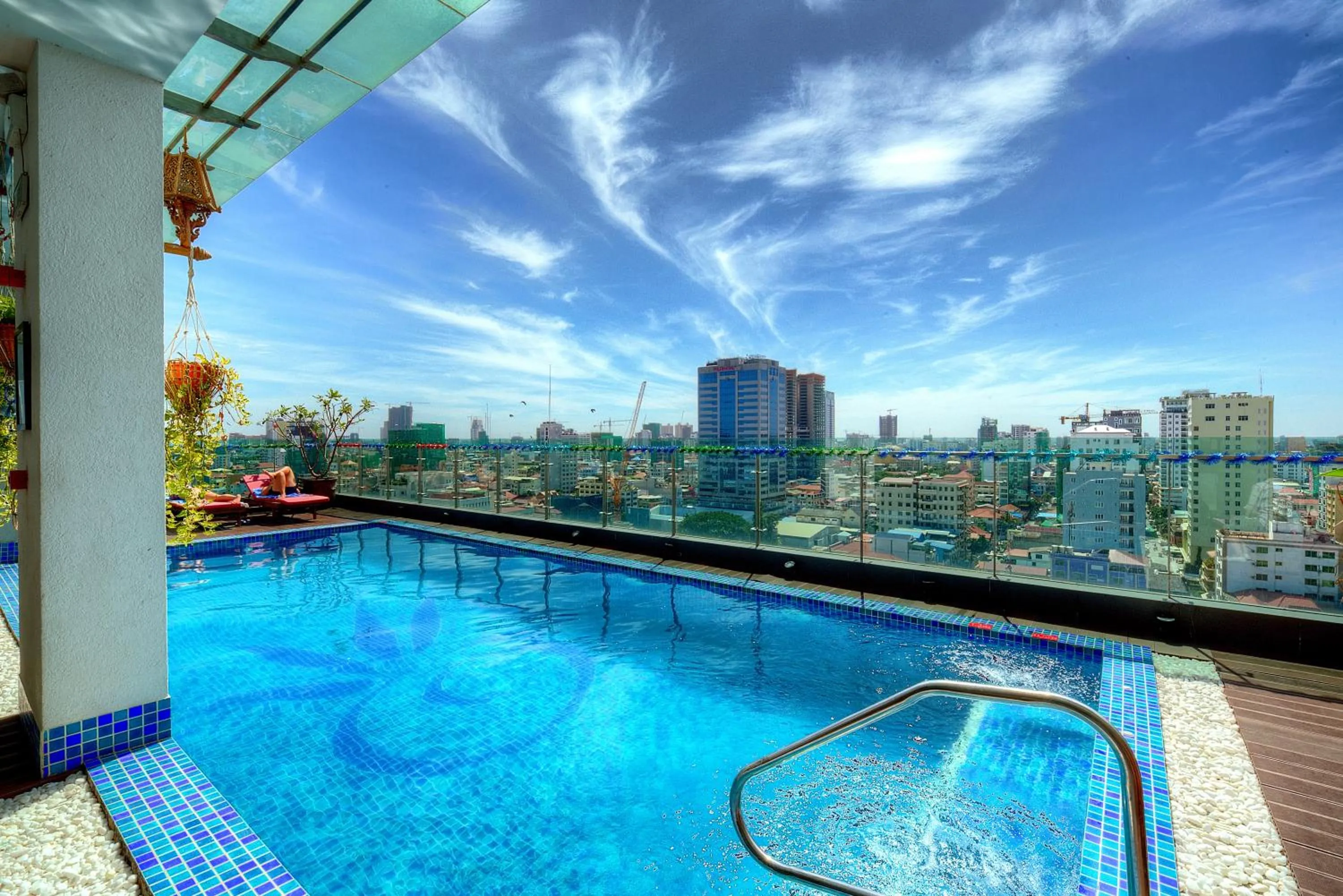 Swimming pool in Orussey One Hotel & Apartment