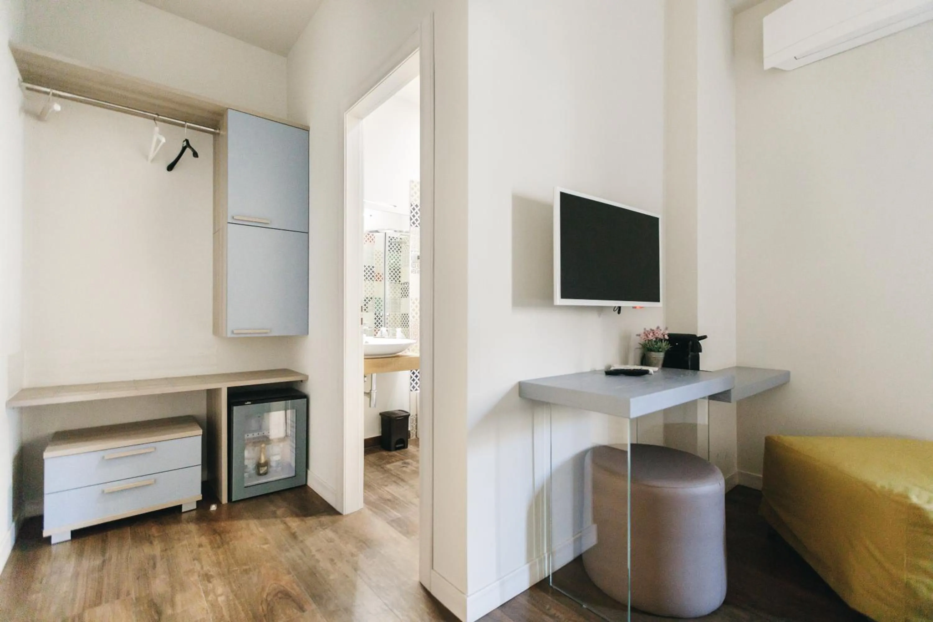 TV and multimedia in I Segreti della Valle