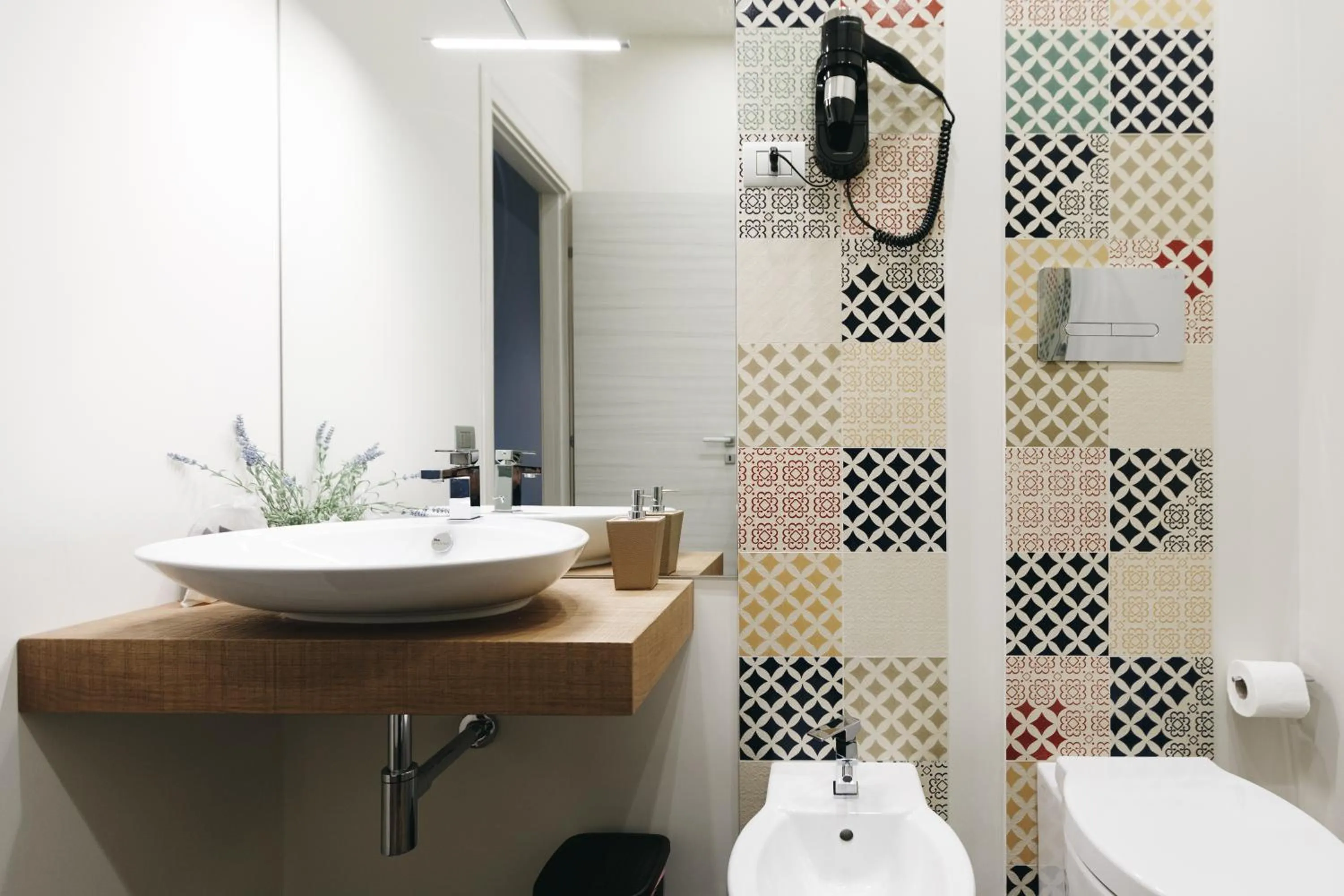 Shower in I Segreti della Valle