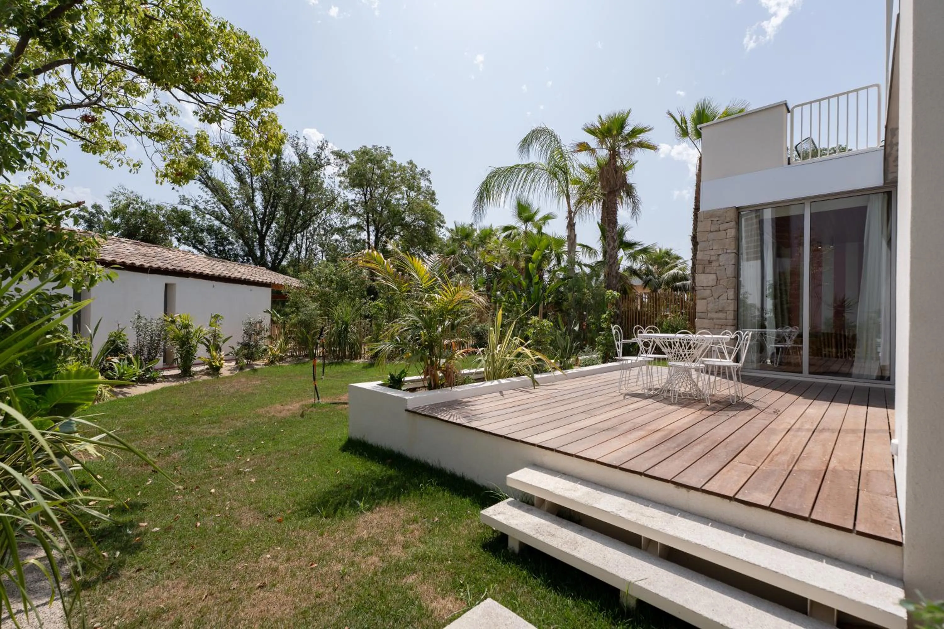 Property building in Hotel Casarose - Cannes Mandelieu