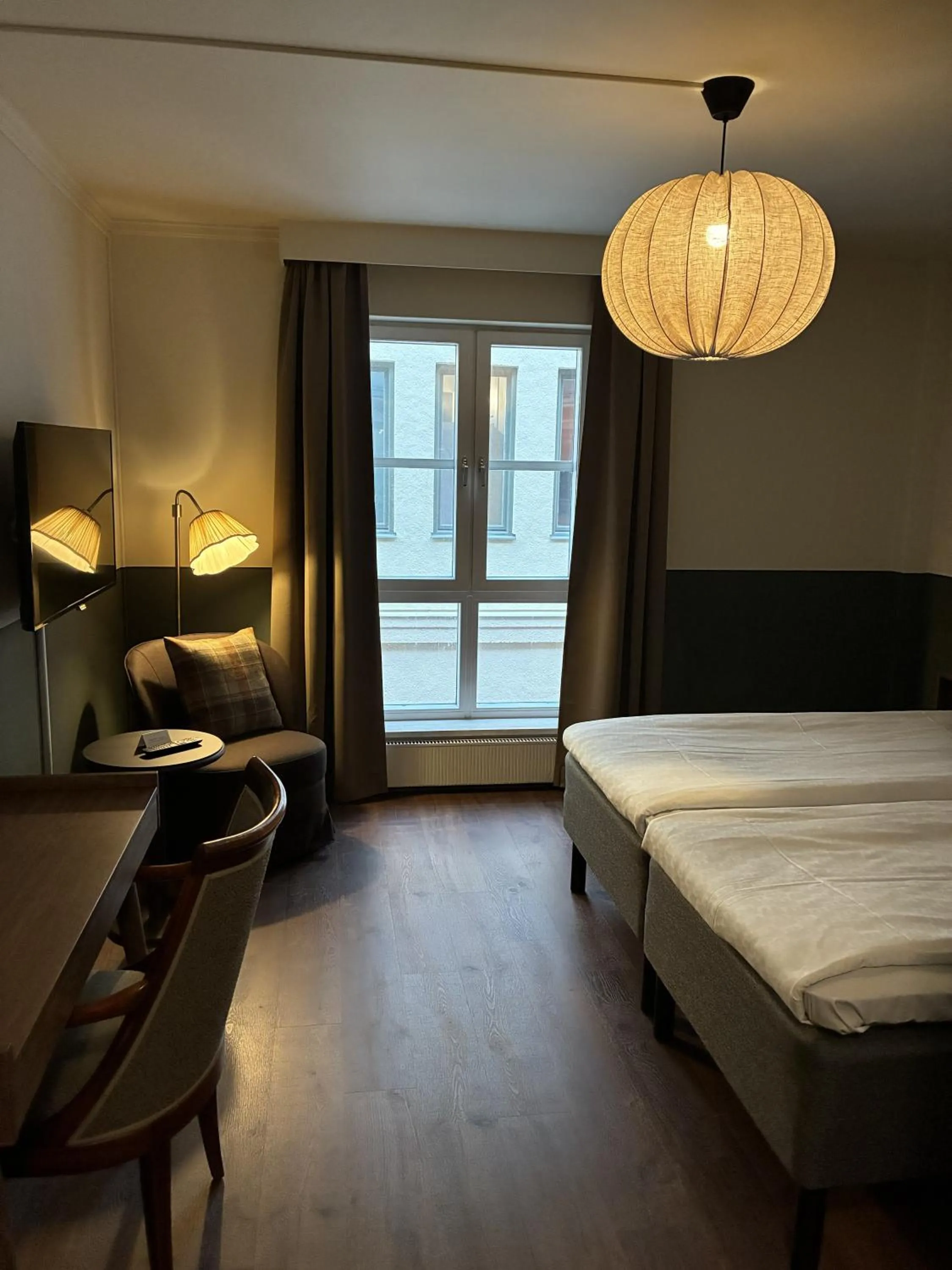 Bedroom, Bed in Hotel Bishops Arms Malmö